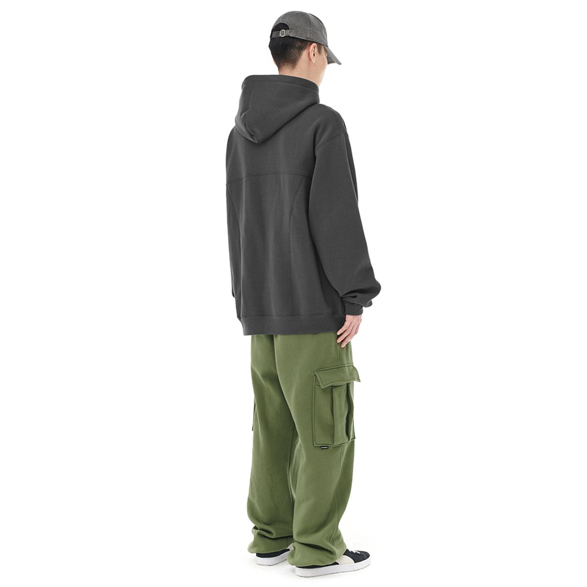 마하그리드(MAHAGRID) STRING CARGO SWEATPANT KHAKI(MG2DFMPA01A)