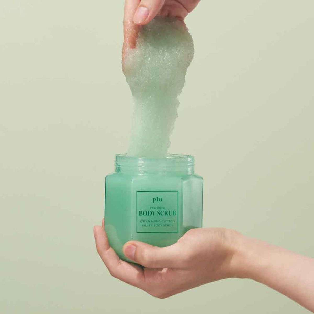 플루(PLU) 퍼퓸드 프루티 바디스크럽 그린 몽 코튼 500g