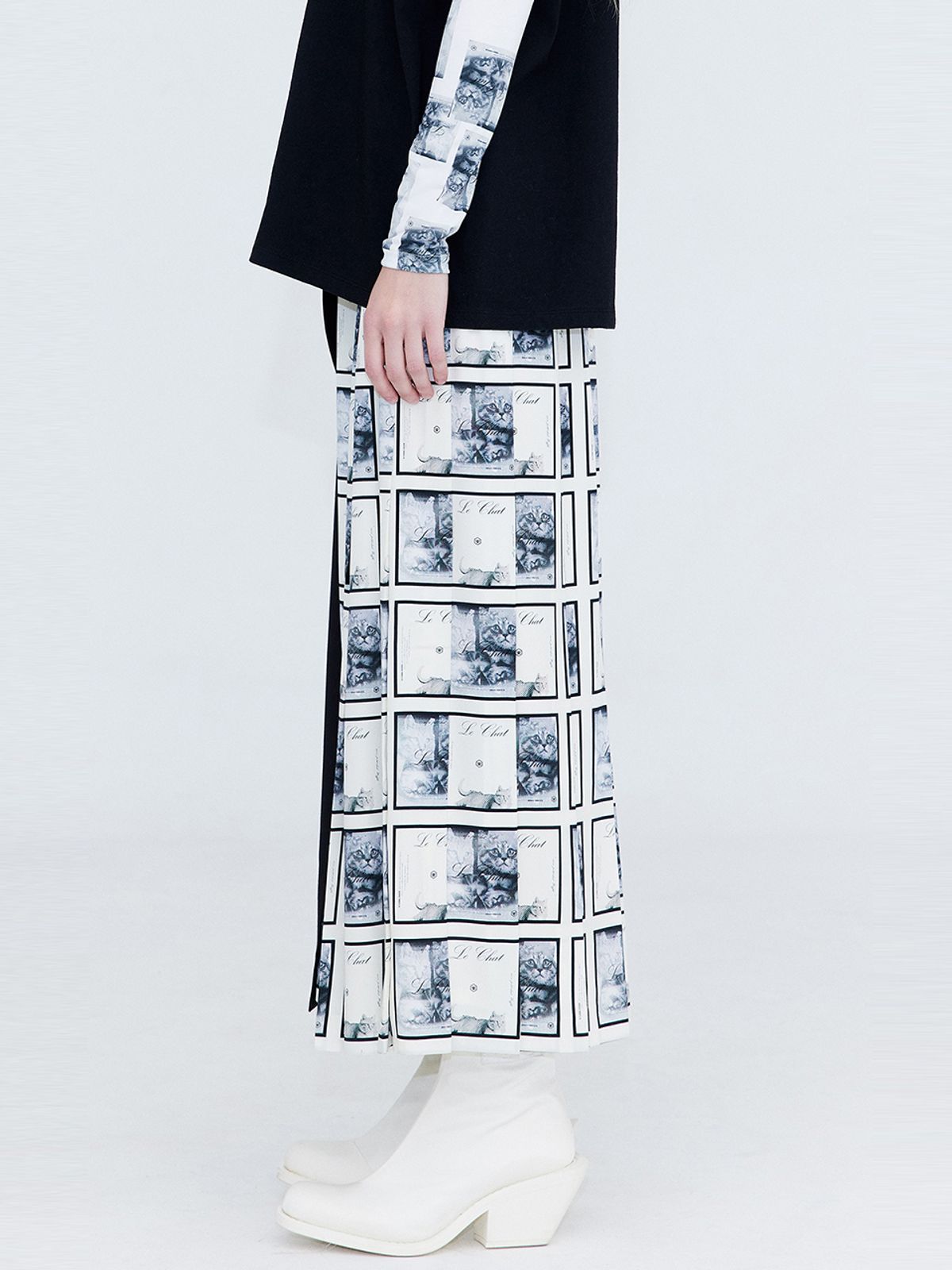 분더캄머(WNDERKAMMER) Pleated wrap skirt_print(플리츠 랩 스커트_프린트)