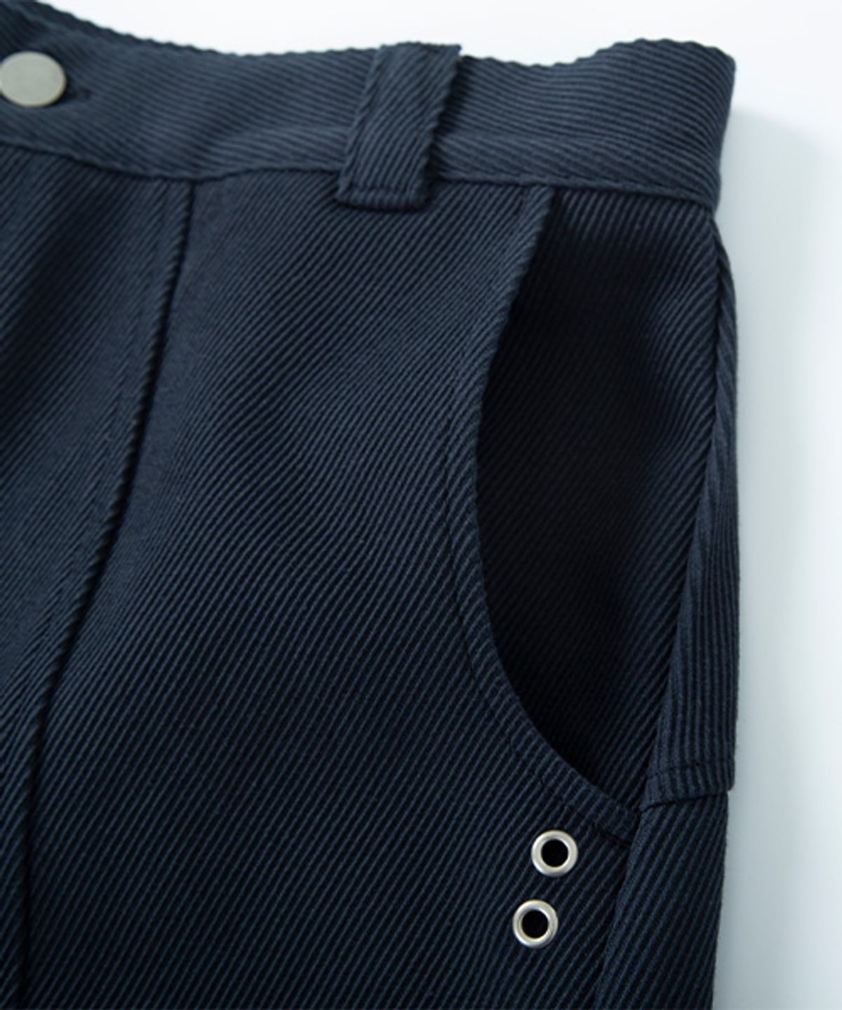 더콜디스트모먼트(THE COLDEST MOMENT) TCM fold pants (navy)