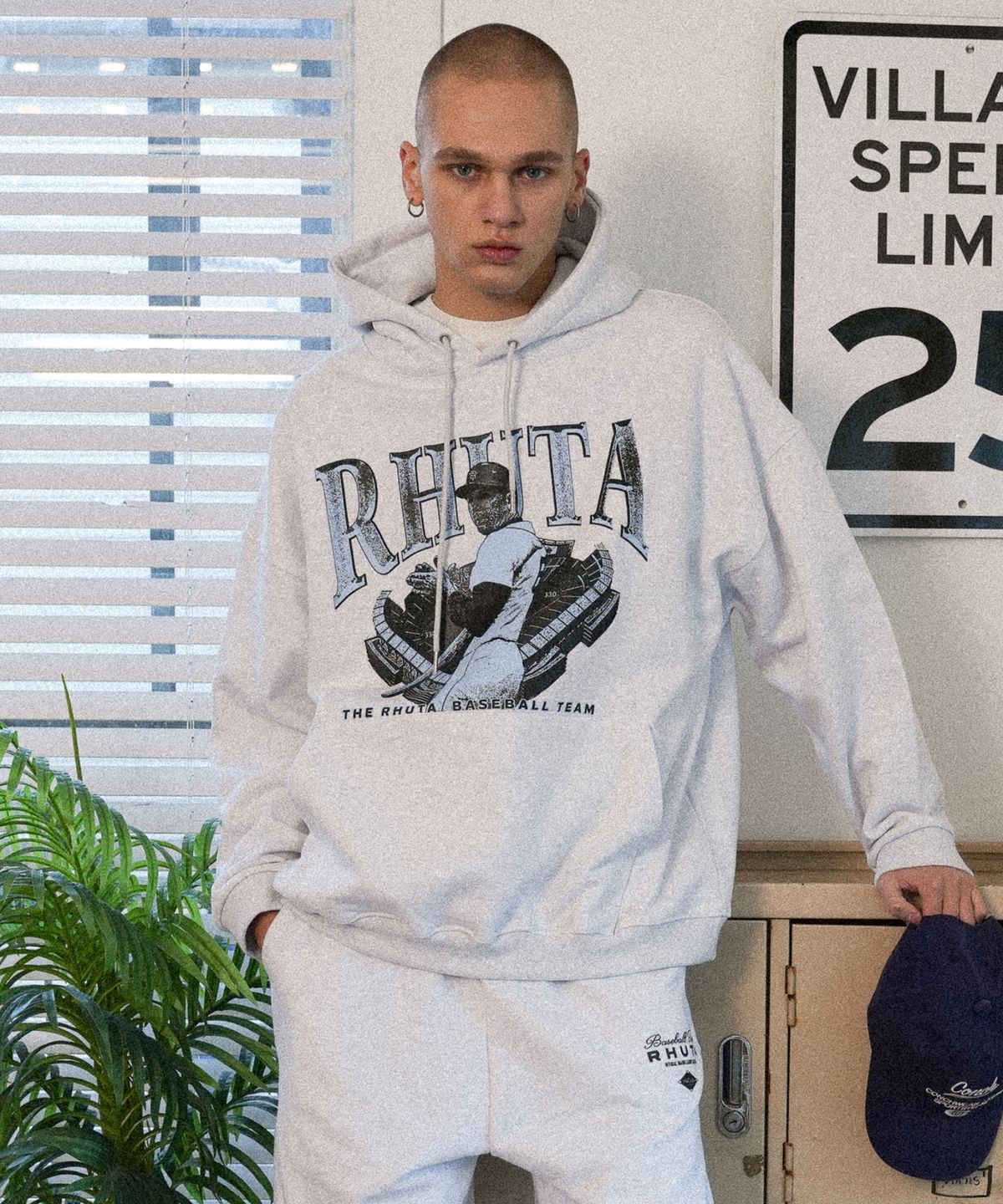 콘치웨어(CONCHWEAR) [기모] Rhuta Artwork Graphic Hoodie (3colors)