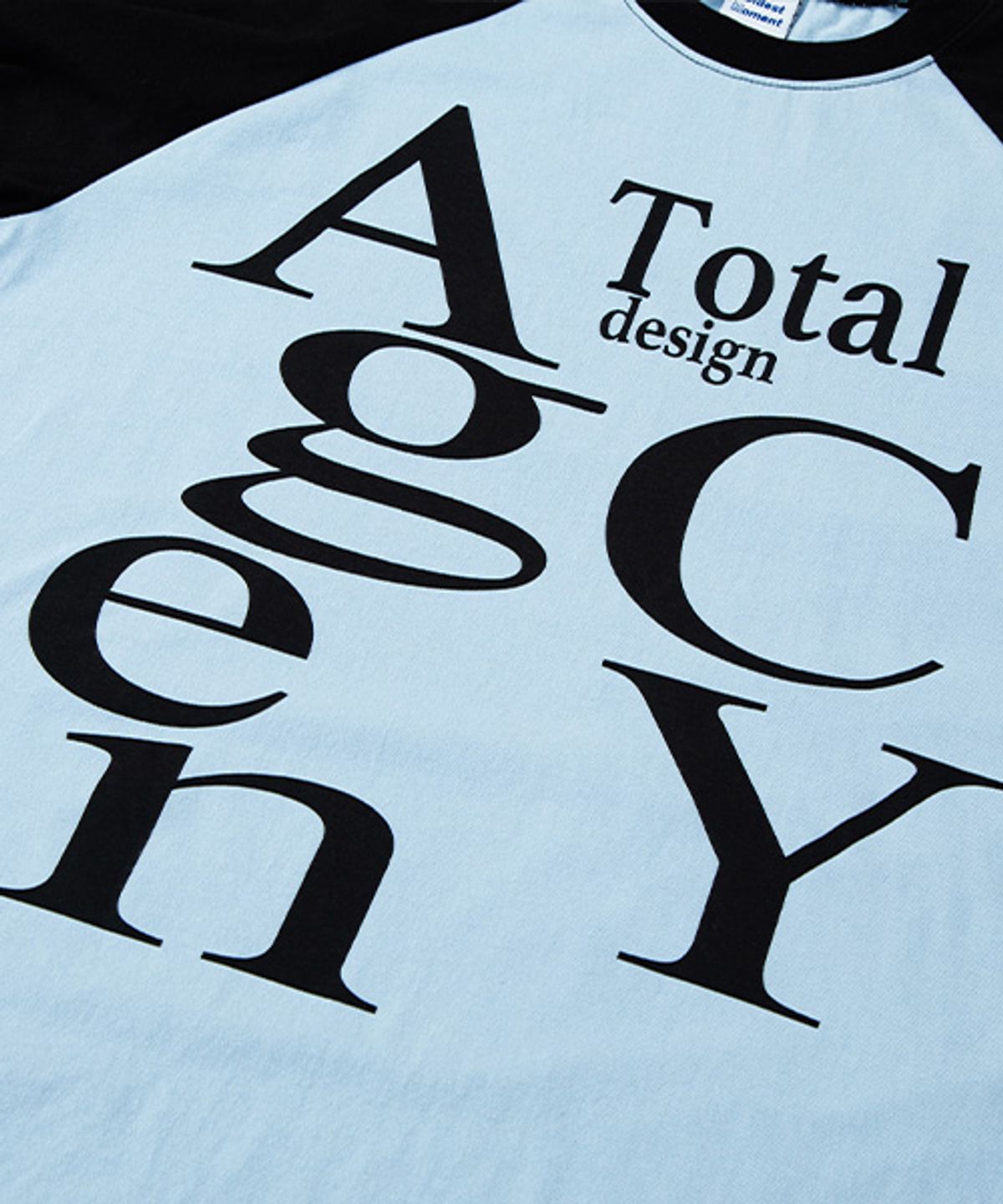 더콜디스트모먼트(THE COLDEST MOMENT) TCM tdc raglan long sleeve (sky blue/black)