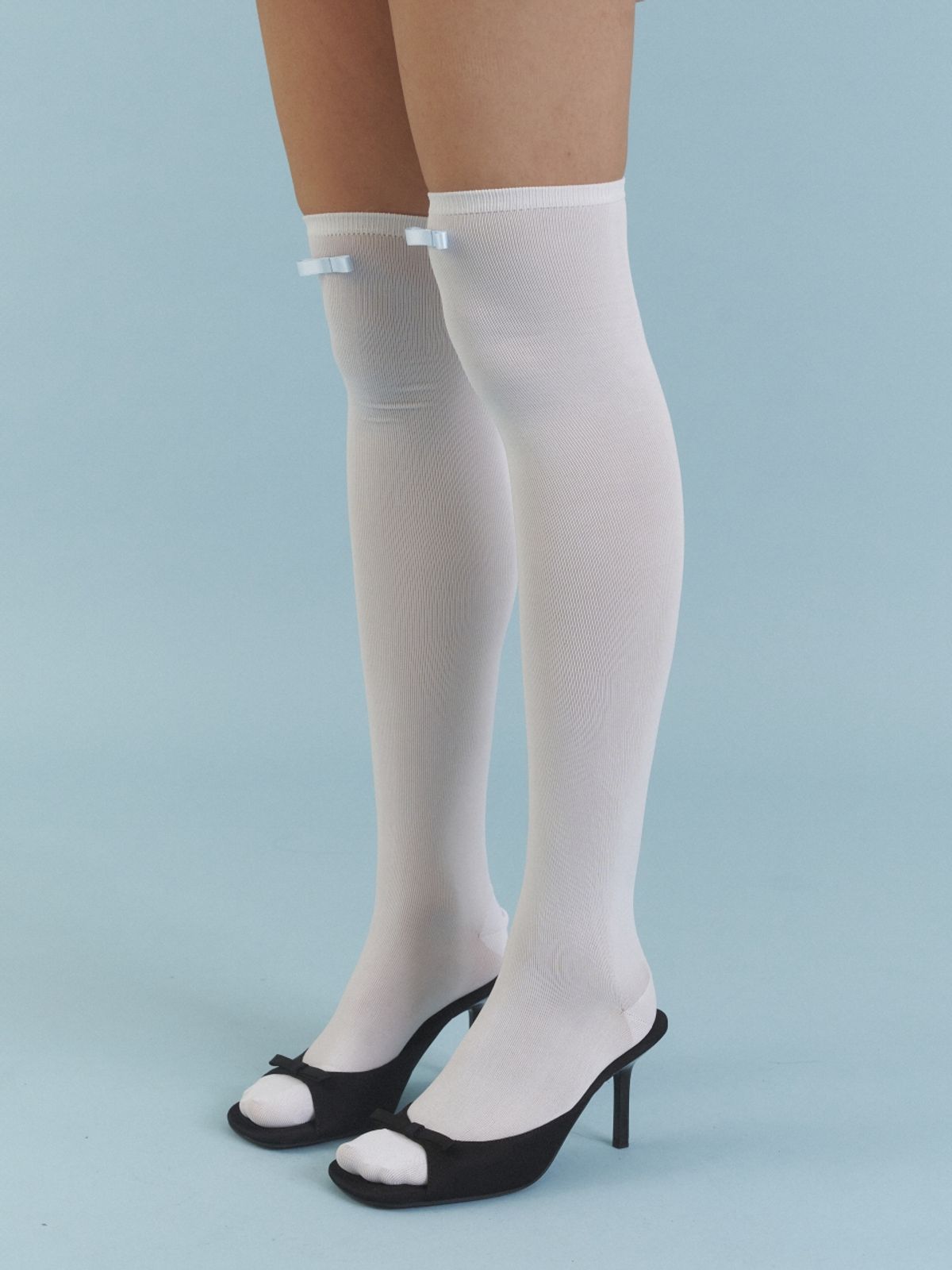 러브미몬스터(LOVE ME MONSTER) Love Ribbon Over Knee Socks_WH