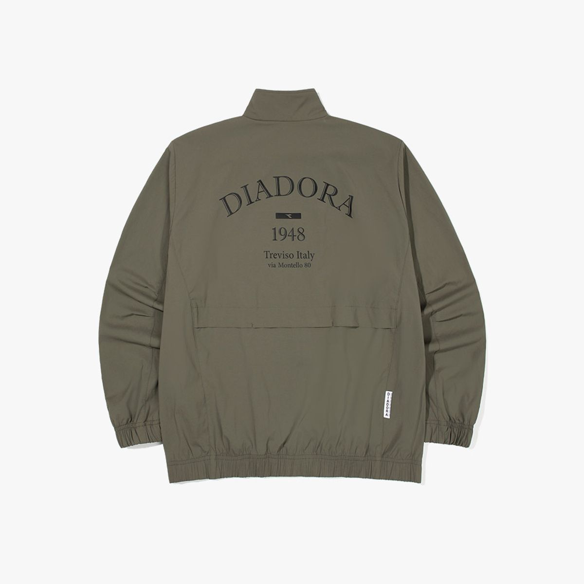 디아도라(diadora) 에센셜 우븐 자켓 KHAKI