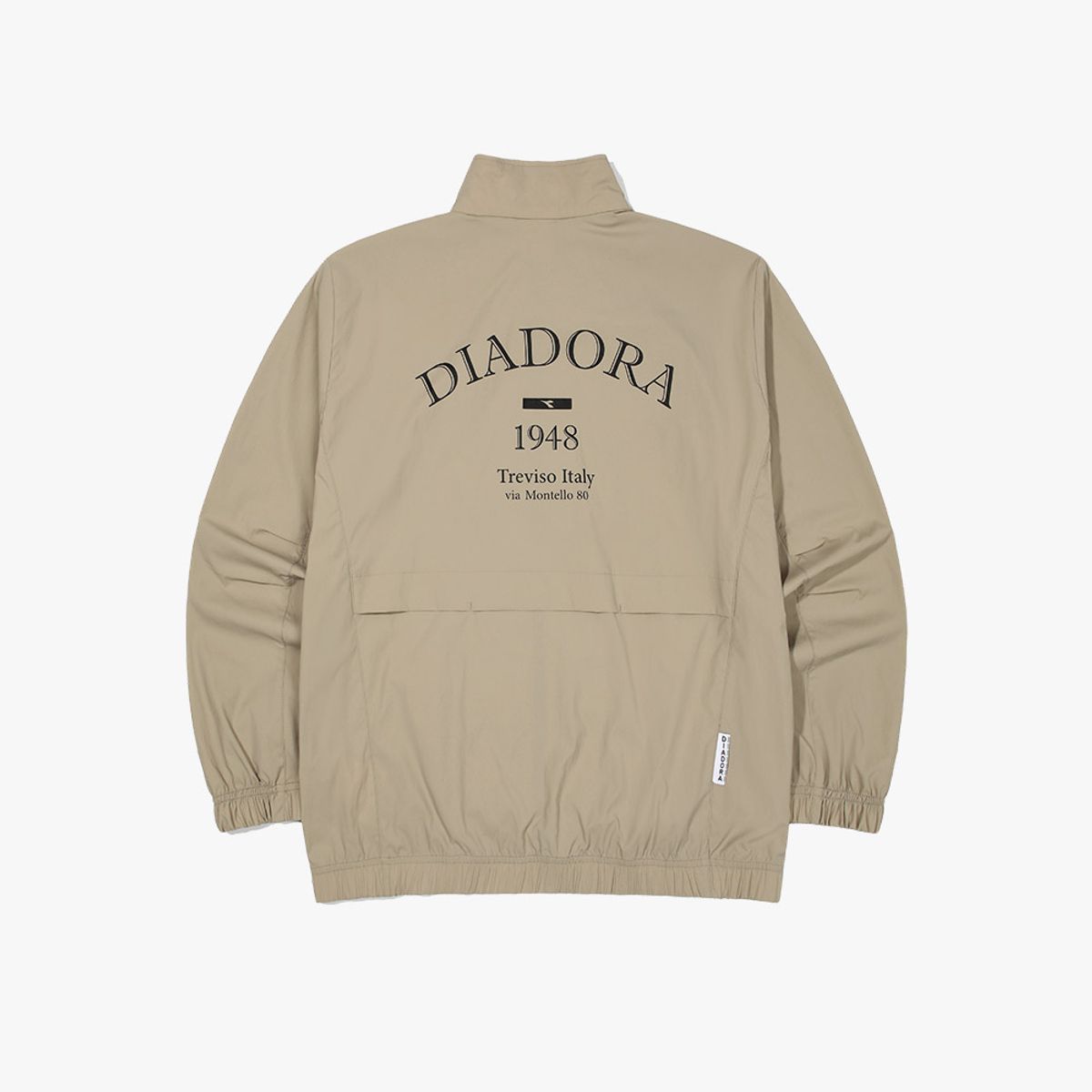디아도라(diadora) 에센셜 우븐 자켓 BEIGE
