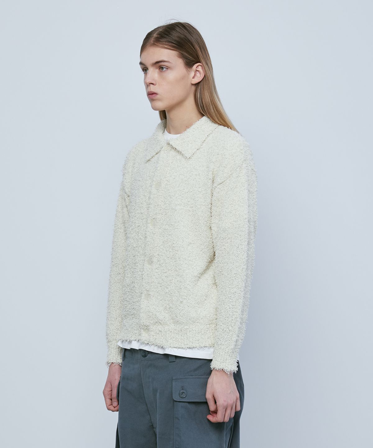 니티드(KNITTED) 테일 카라 가디건 IVORY