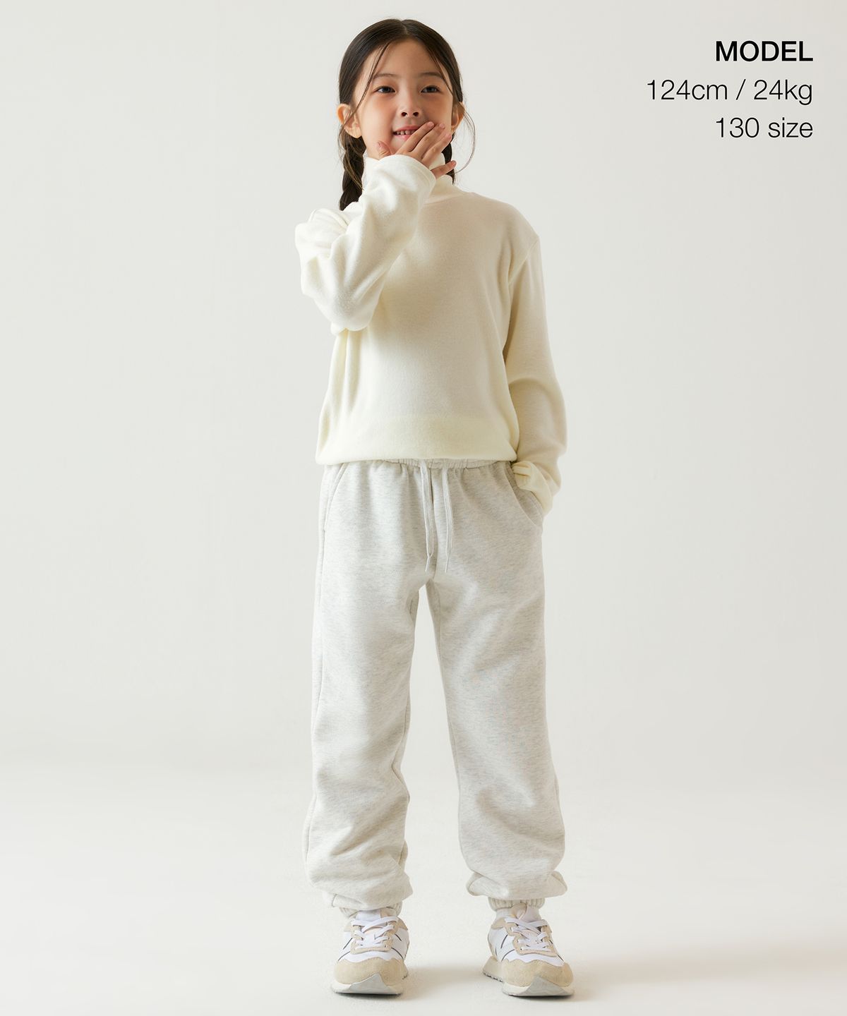 무신사 스탠다드 키즈(MUSINSA STANDARD KIDS) [힛탠다드] 기모 릴렉스드 터틀 넥 긴소매 티셔츠 [크림]