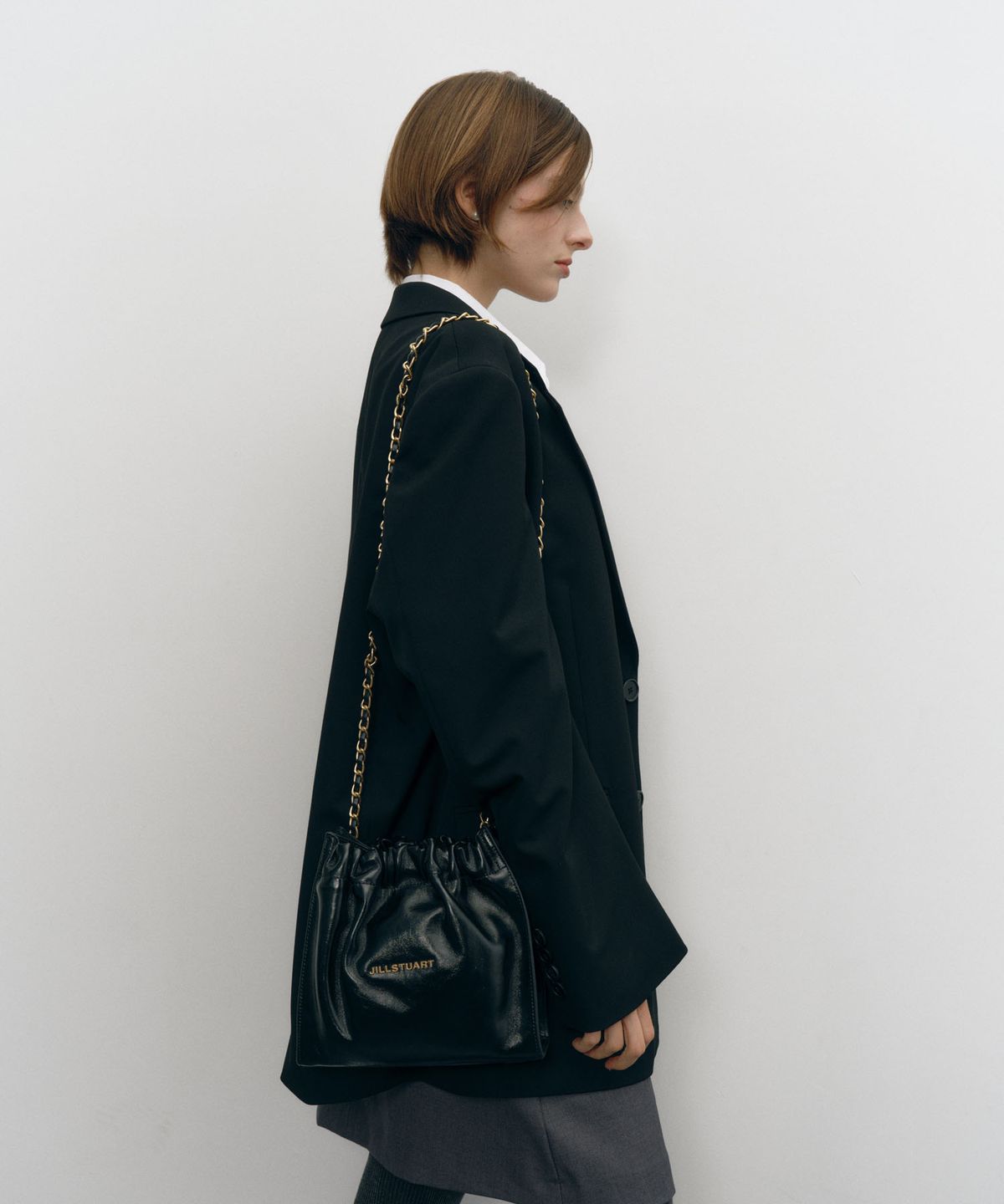 질스튜어트액세서리(JILLSTUART ACC) [코코체인] 골드 장식 드로우스트링 체인숄더백 S