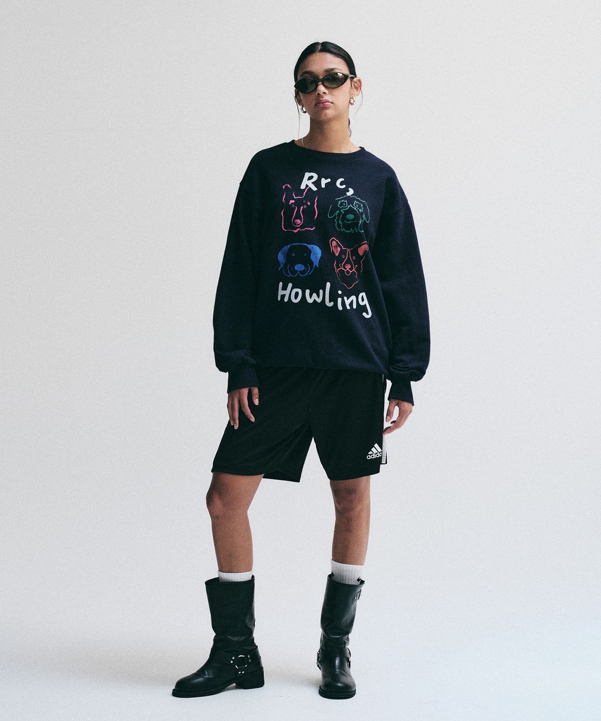 리트리버클럽(RETRIEVER CLUB) COLOR HOWLING CREWNECK [NAVY]