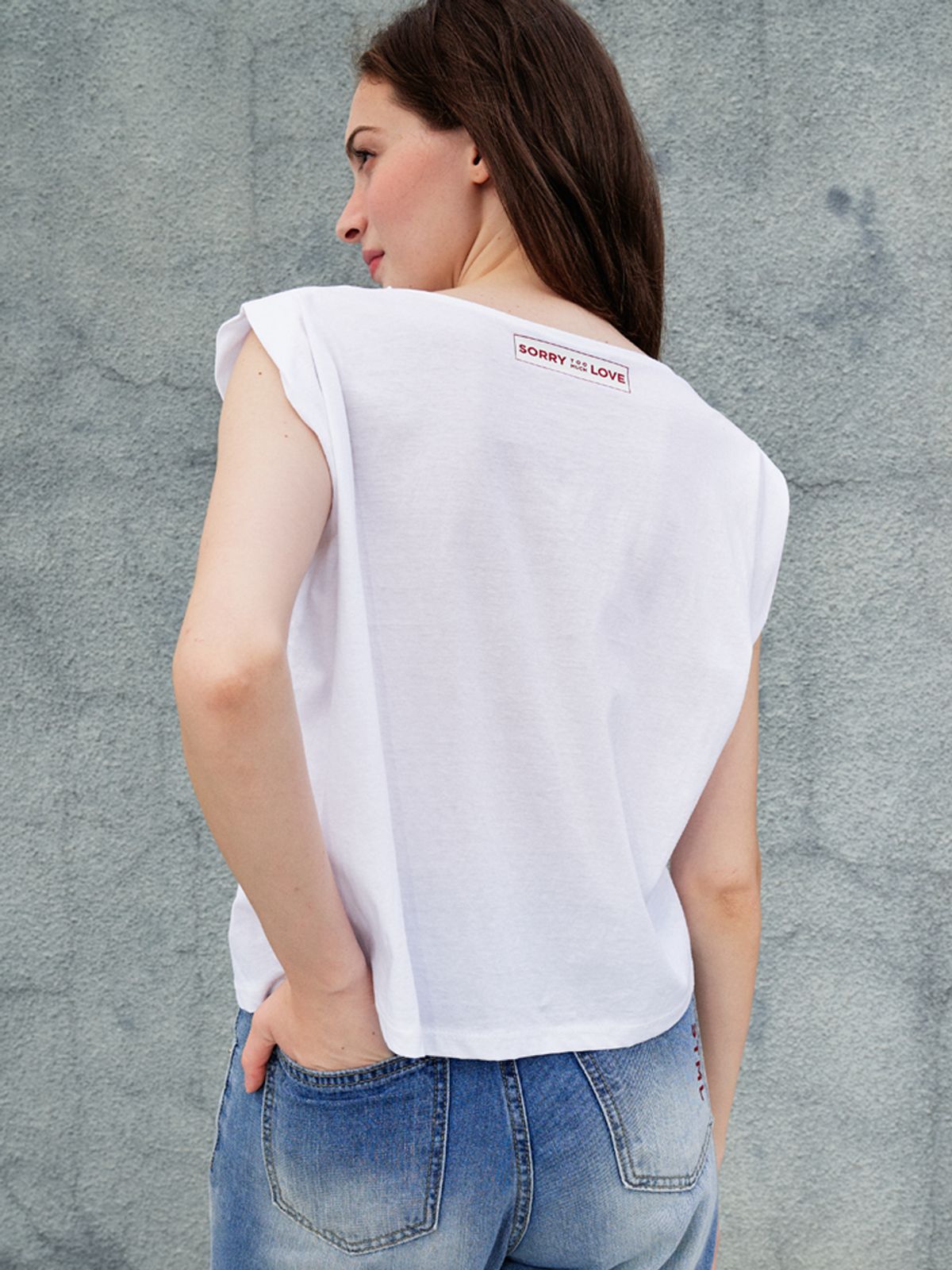 쏘리, 투 머치 러브(SORRY, TOO MUCH LOVE) Elgars Jobs Cotton Sleeveless Tee_White