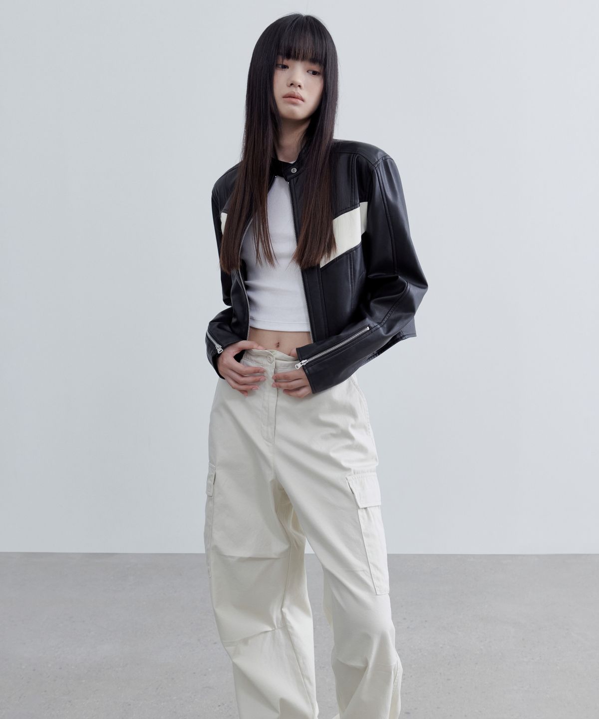 무신사 스탠다드 우먼(MUSINSA STANDARD WOMAN) 우먼즈 신세틱  레더 레이서 재킷 [블랙]