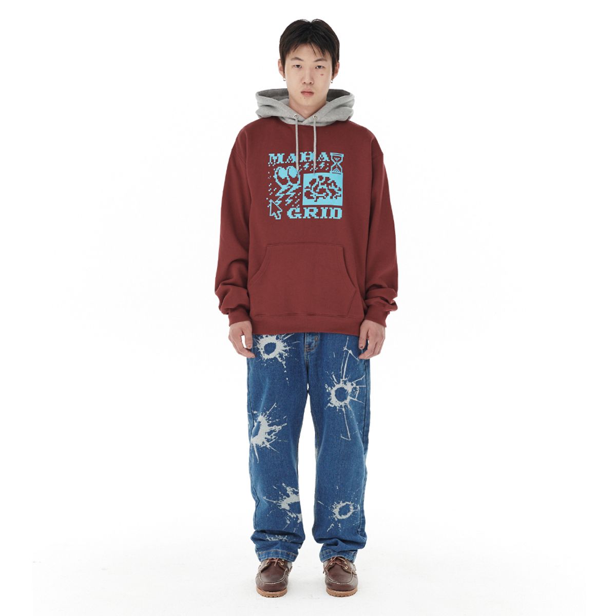 마하그리드(MAHAGRID) CLICK PIXEL HOODIE MAROON(MG2DFMM409A)