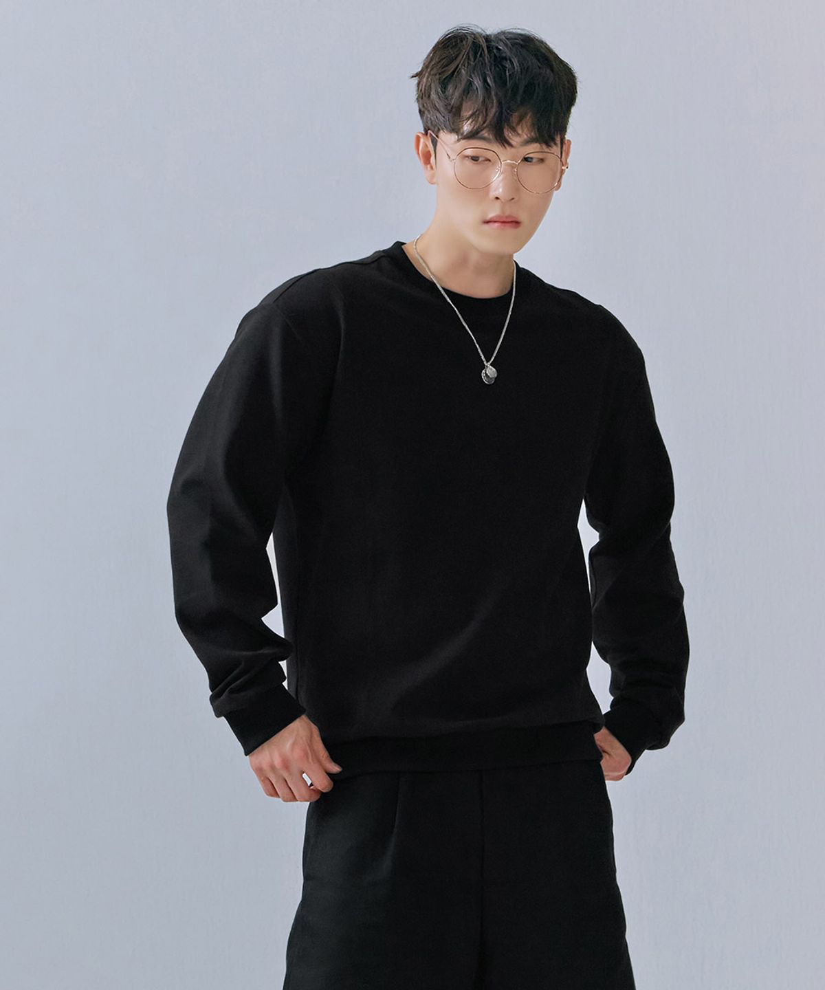 체이스컬트(CHASECULT) 남성 모던 변형 조직 맨투맨-CERK5110B03