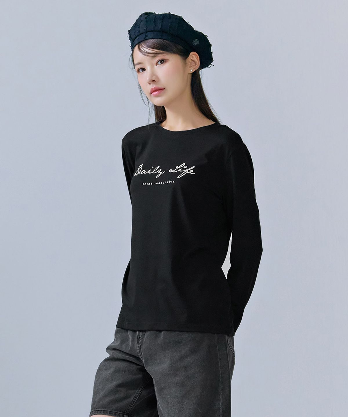 체이스컬트(CHASECULT) 여성 레터링 베이직 티셔츠-CEZG5151B03