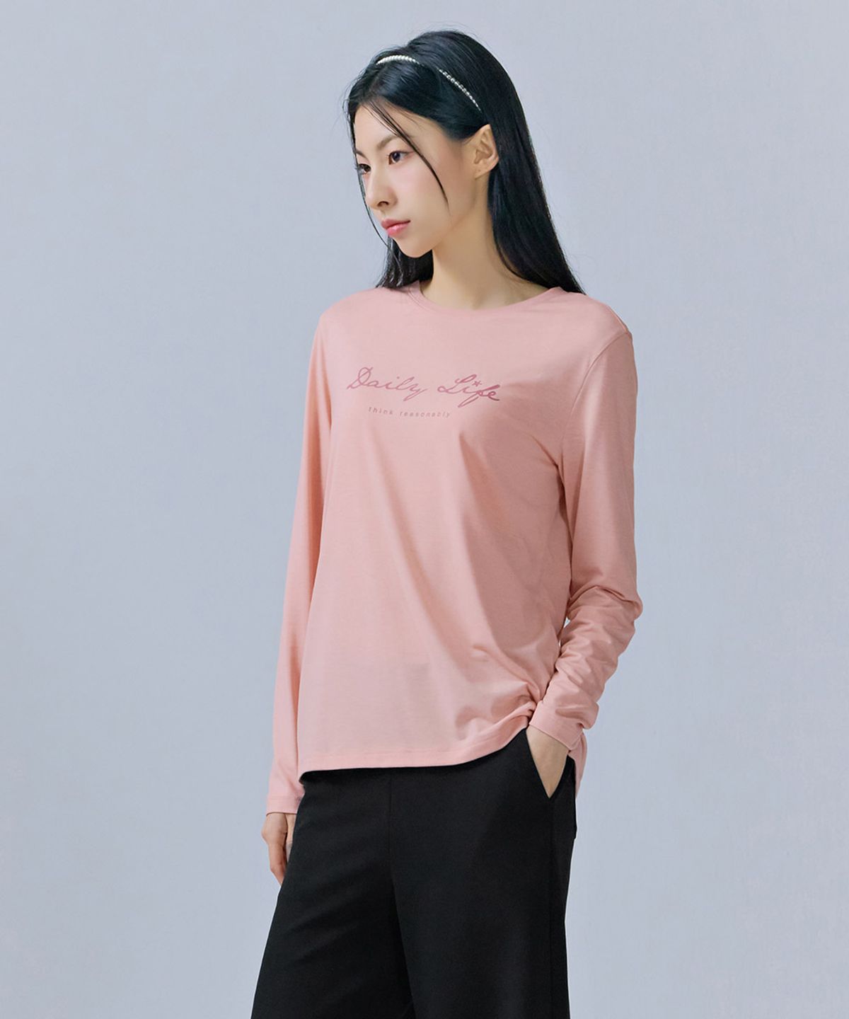 체이스컬트(CHASECULT) 여성 레터링 베이직 티셔츠-CEZG5151B0P