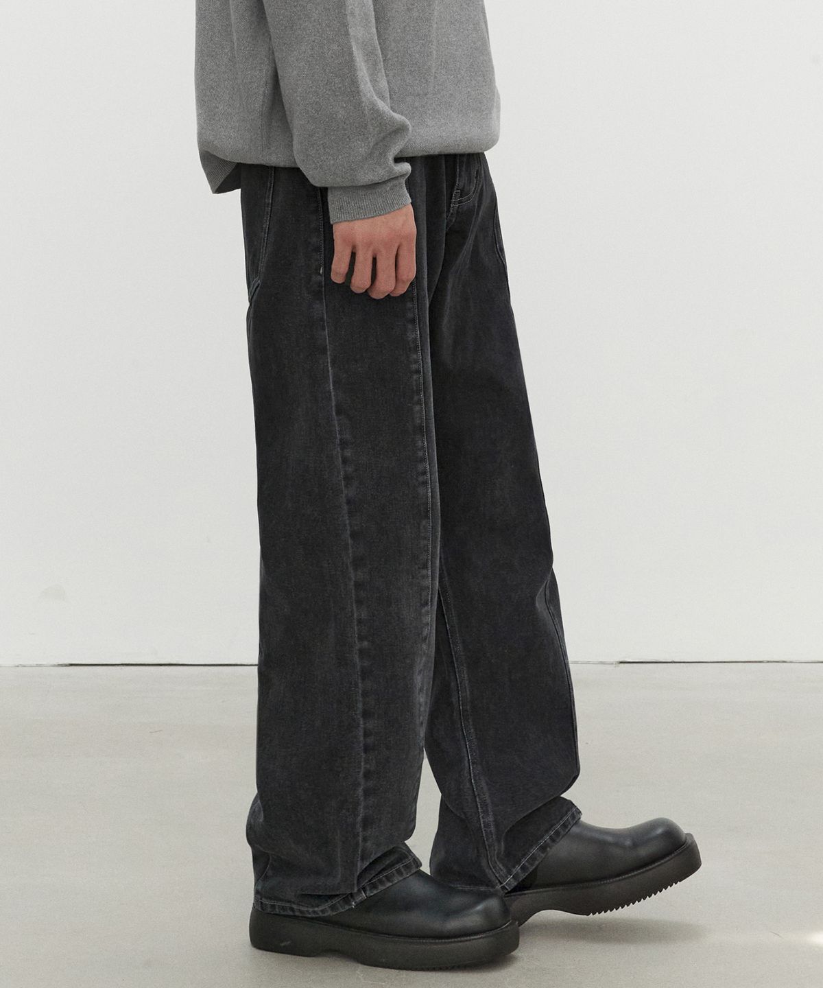 데케트(DECET) Center Incision Wide Jeans DCPT028Black