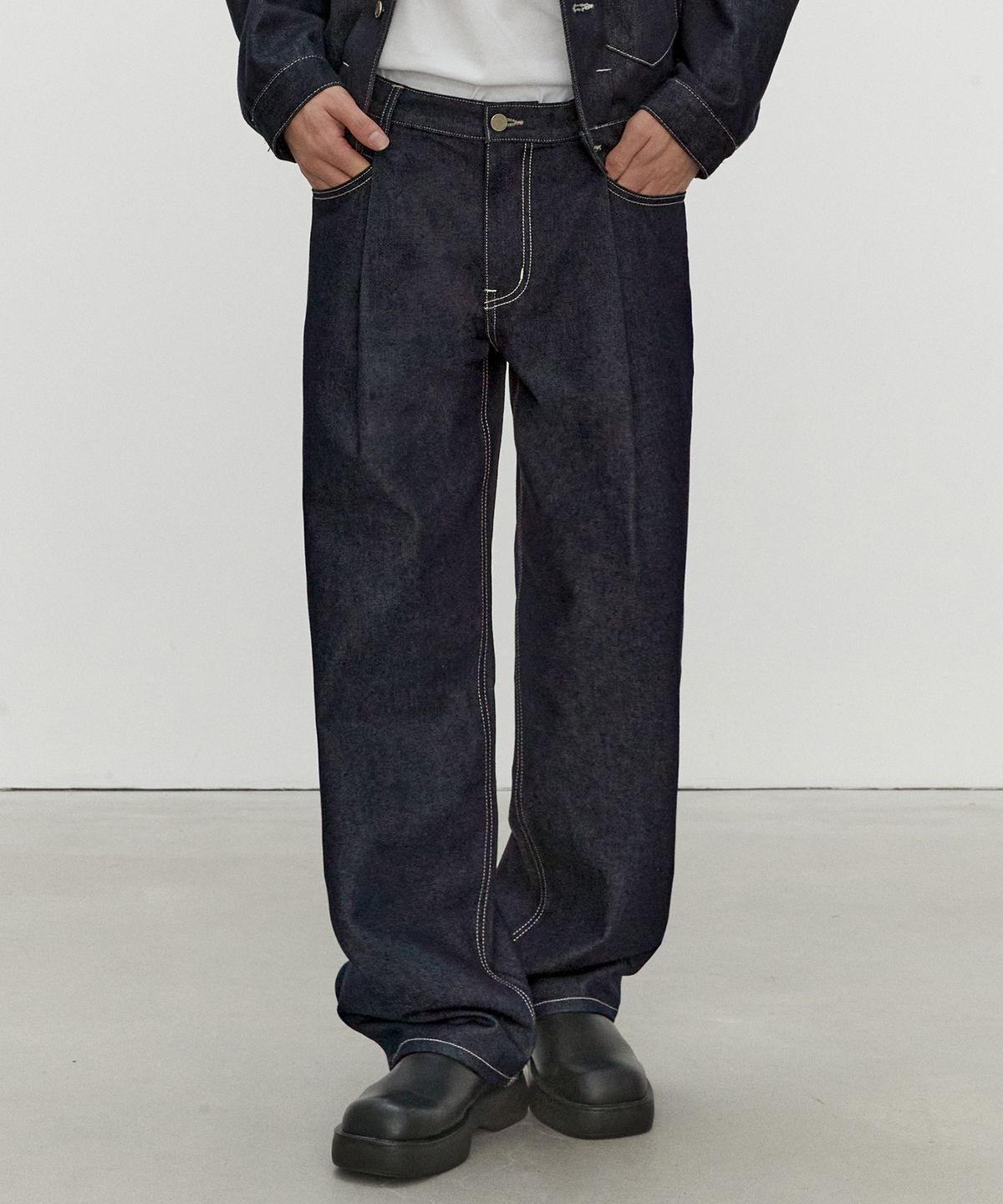 데케트(DECET) Deep Pleats Wide Jeans DCPT030CPIndigo