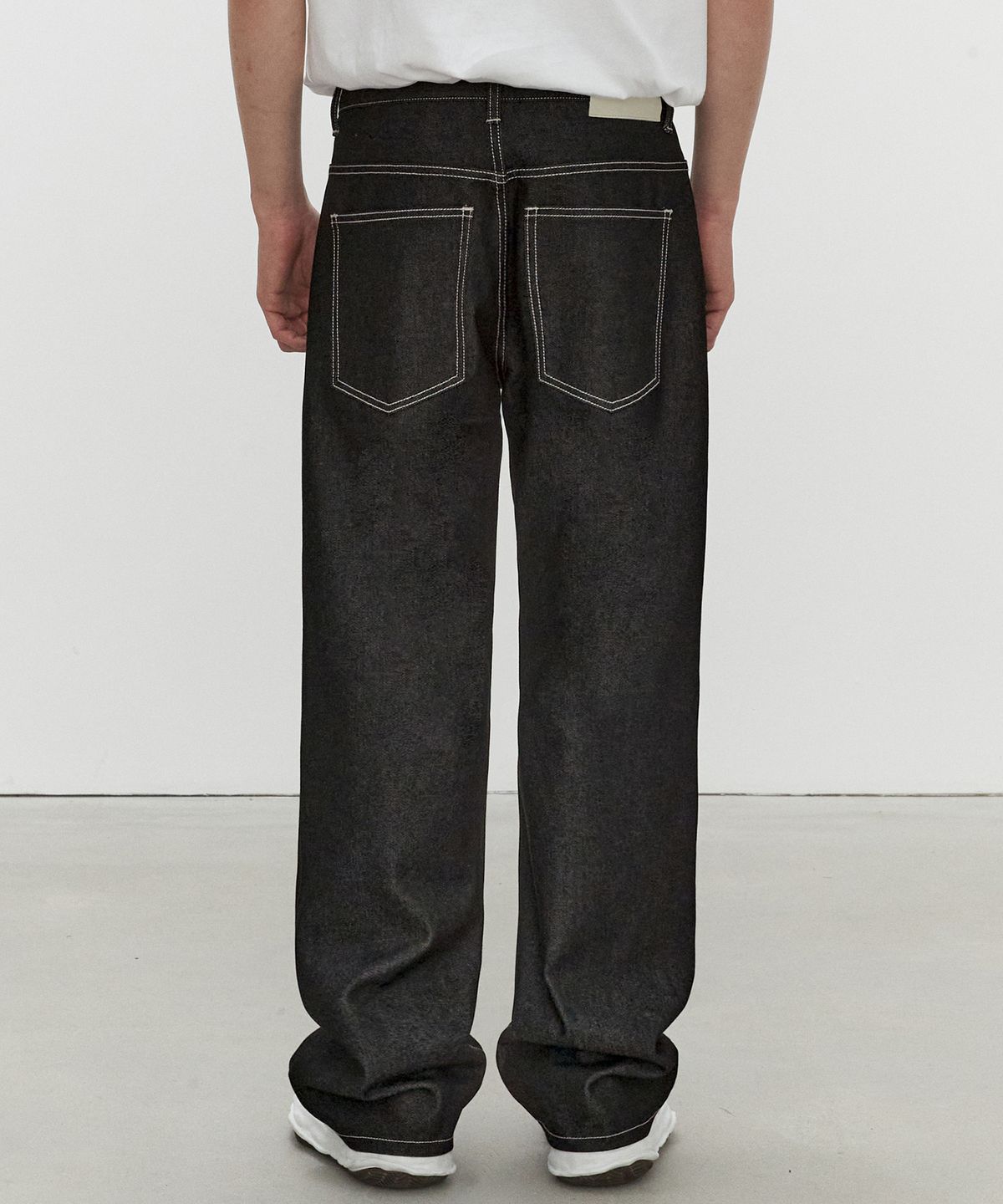 데케트(DECET) Deep Pleats Wide Jeans DCPT030CPBlack