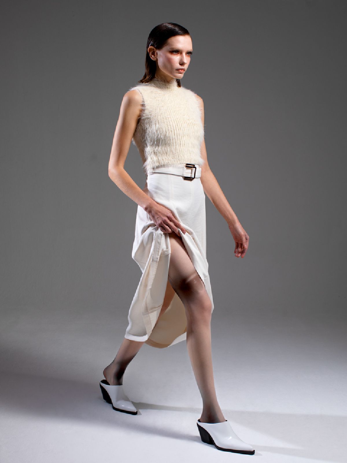 로맨틱타이거(ROMANTIC TIGER) Her memory tights (Cream)