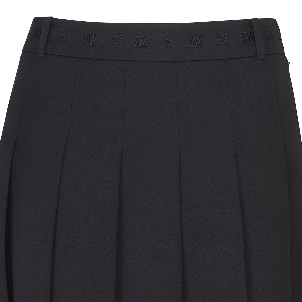 어뉴골프(ANEW GOLF) W LOGO BAND POINT PLEATS SQ_BK