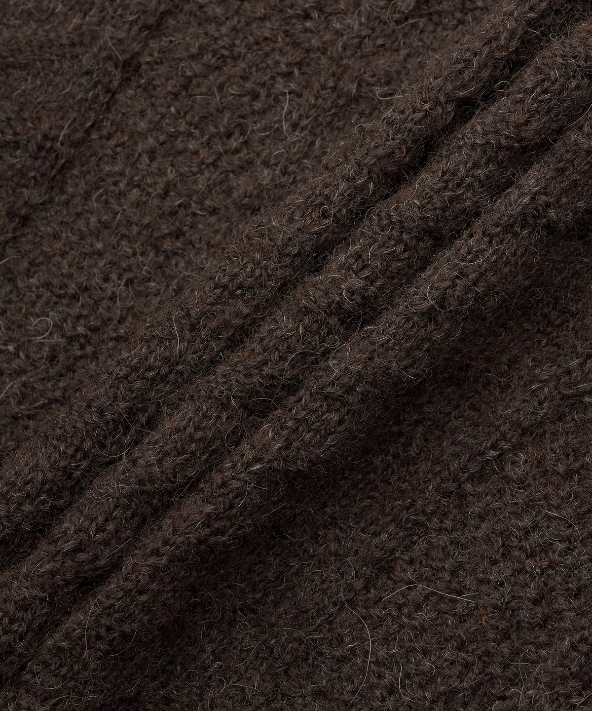 보테가베네타(BOTTEGA VENETA) 셰트랜드 쉐브론 니트 - 다크 체스트넛 / 757825V39D02164