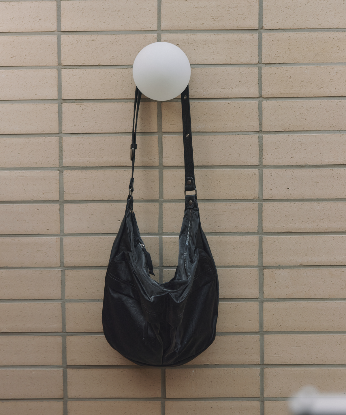 넌블랭크(NONBLANK) 크로스 백_BLACK