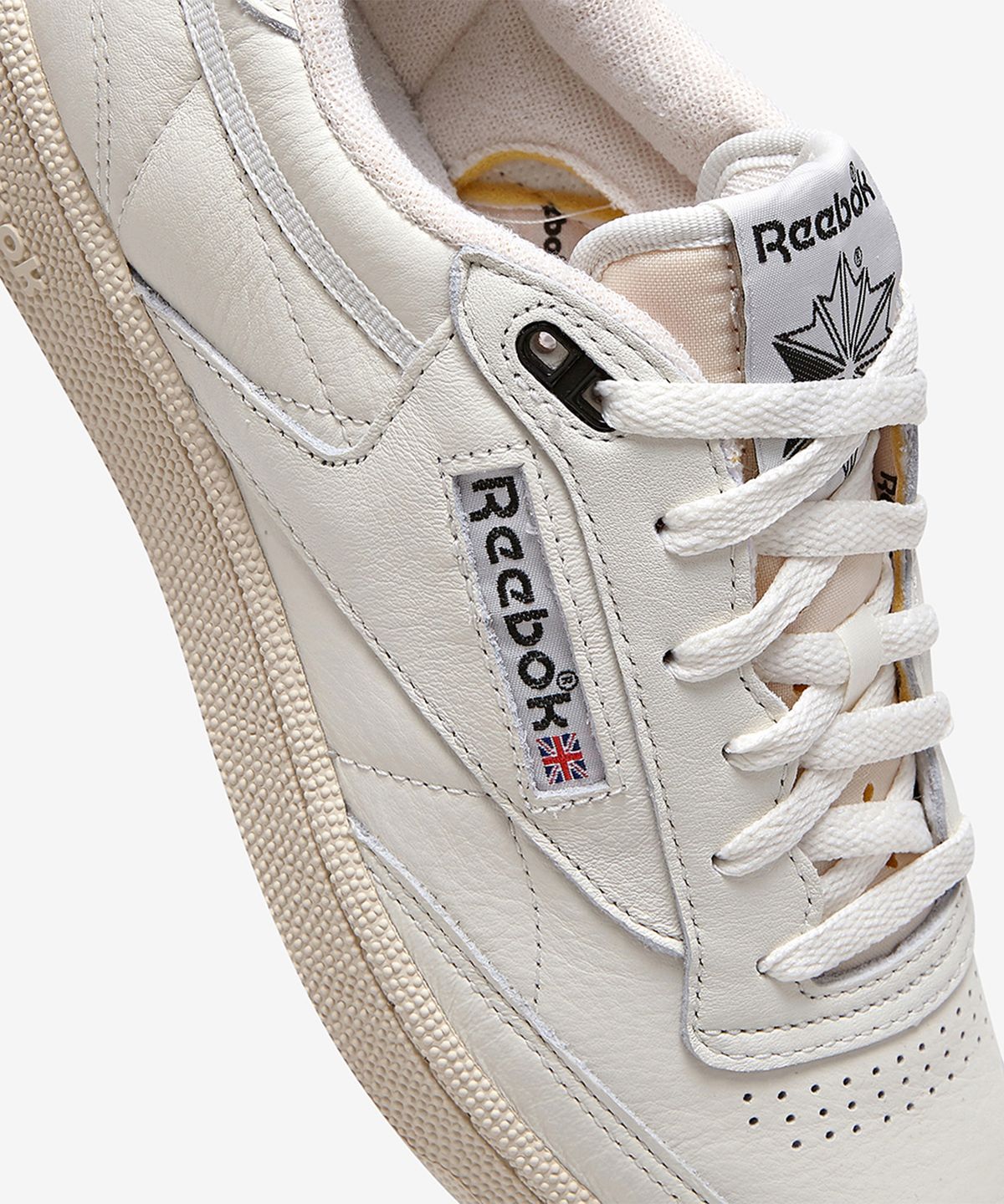 리복(REEBOK) 클럽 C 85 빈티지 - 크림:블랙 / ID9262