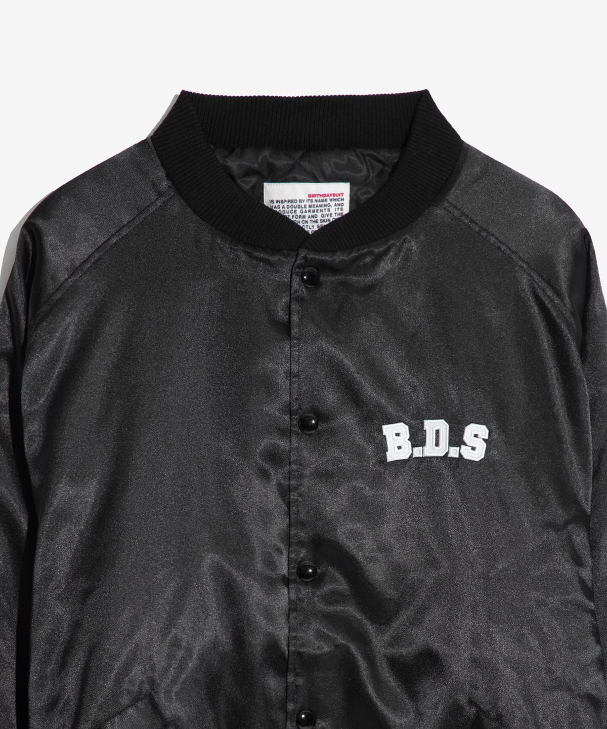 벌스데이수트(BIRTHDAYSUIT) COACH JUMPER (BLACK)