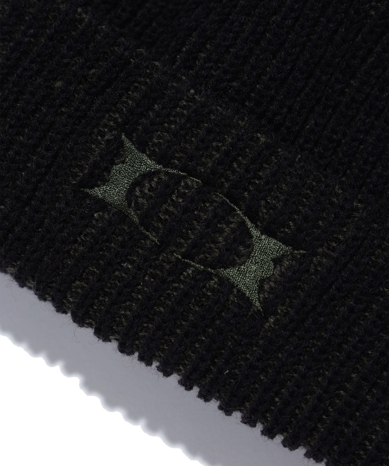 帽子・その他 CRITIC WORMHOLE JACQUARD STUD BEANIE BLACK CTHTEC004BK KNP AC2260 Tonal Checker Jacquard Beanie with Knit Brim