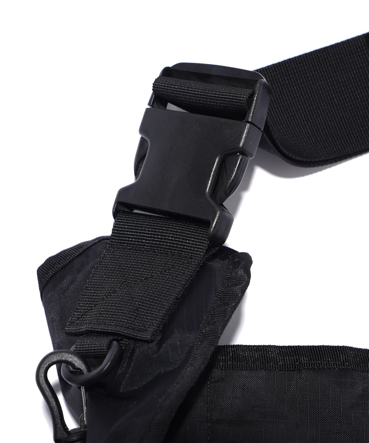 크리틱(CRITIC) UTILITY MESSENGER BAG BLACK