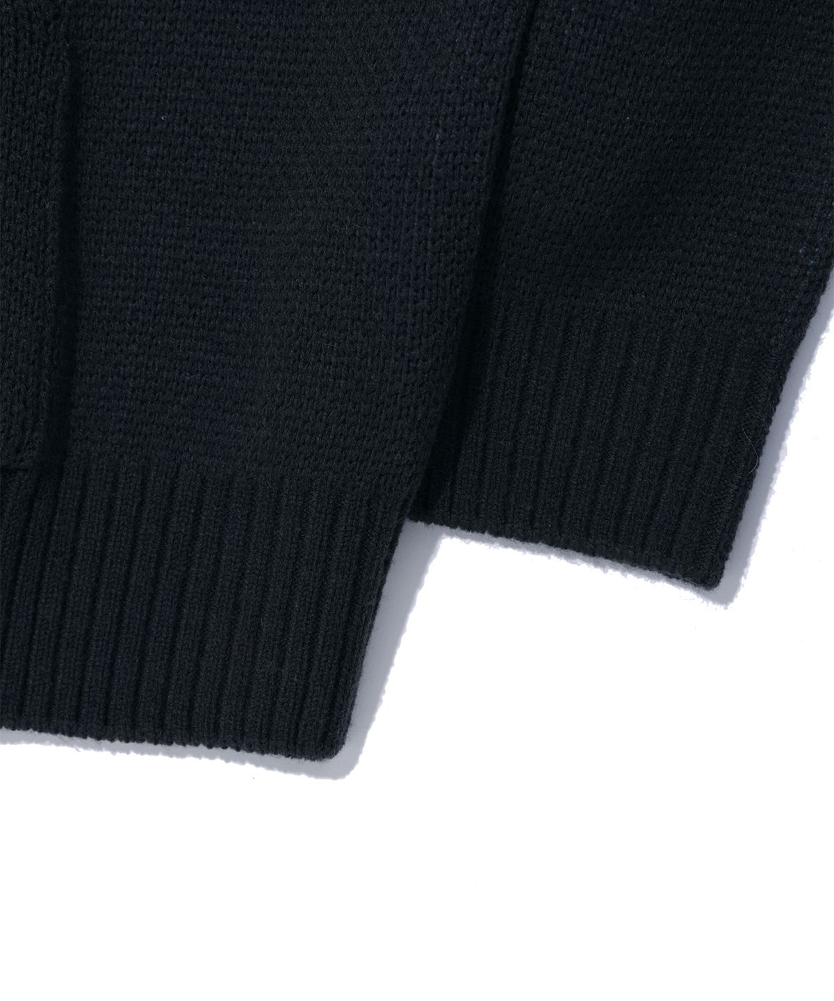 크리틱(CRITIC) GOTH LOGO HOOD KNIT CHARCOAL