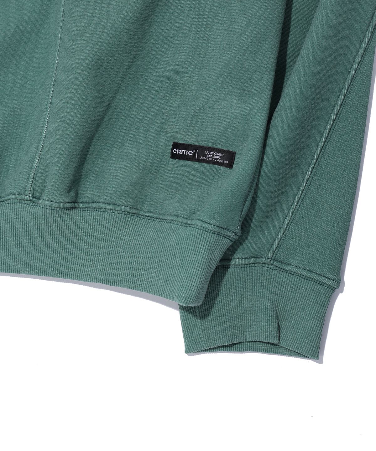 크리틱(CRITIC) WORMHOLE LOGO DIVIDED SWEATSHIRTS GREEN