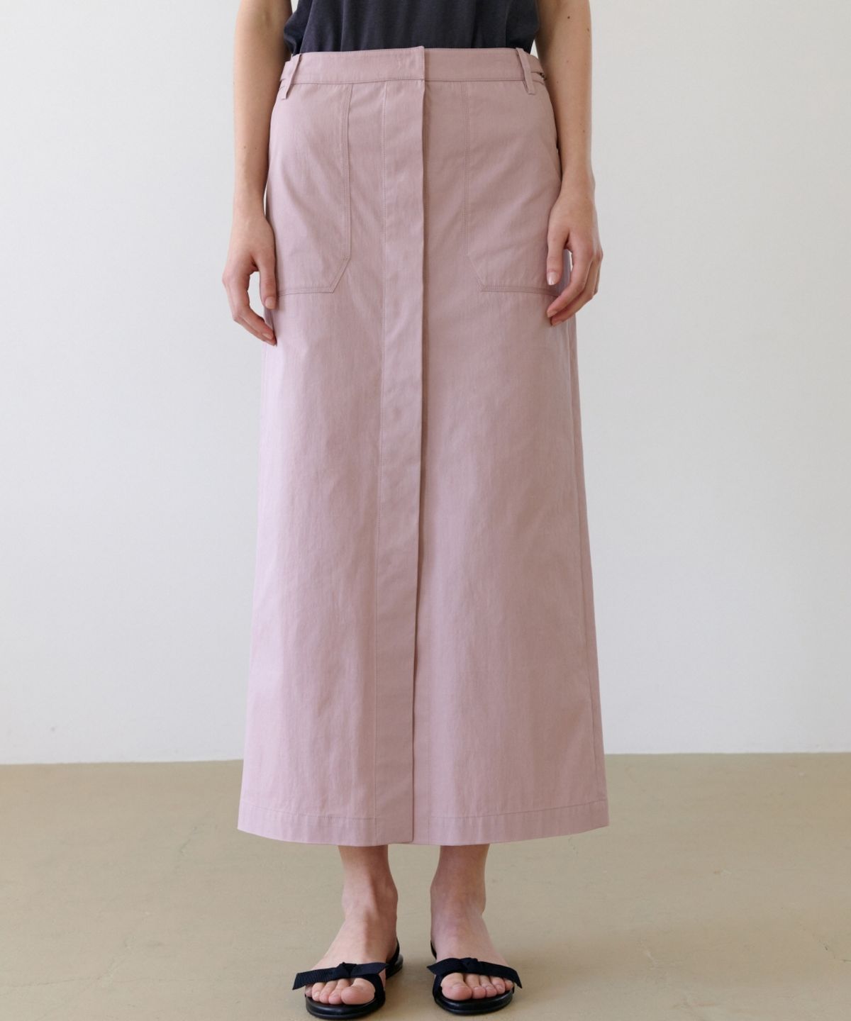 어나우트(UNNOUT) BUTTON DOWN MAXI SKIRT - PINK