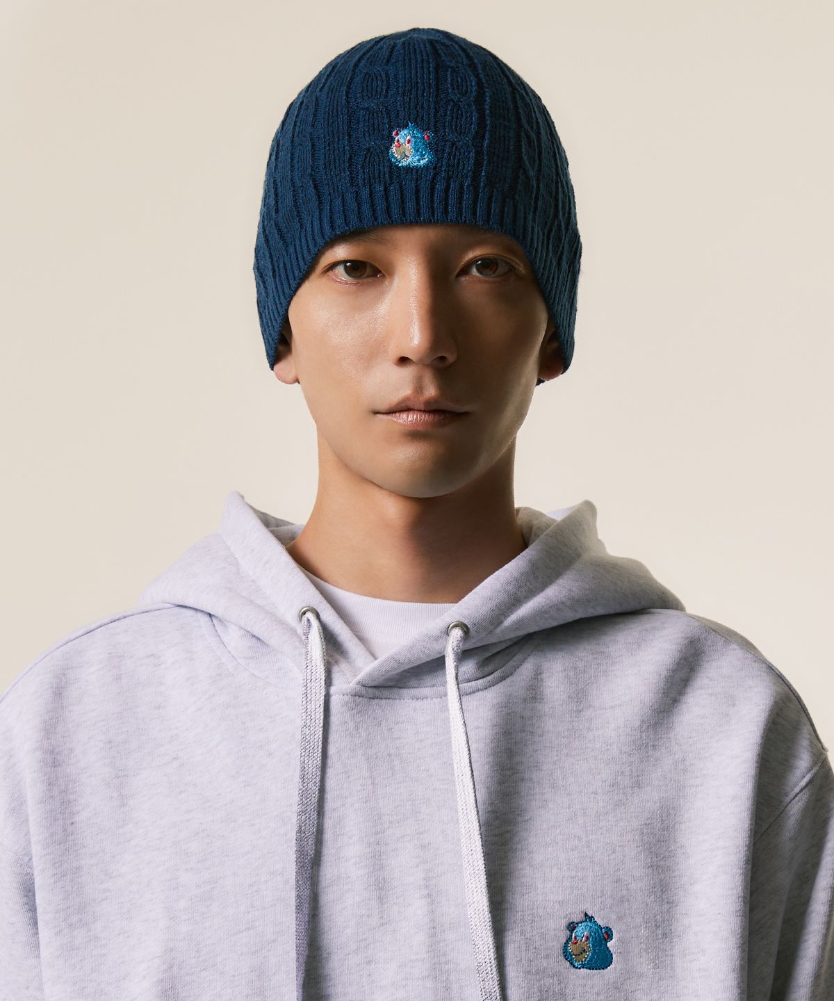 엘엠씨(LMC) EMB BEAR CABLE KNIT BEANIE cream