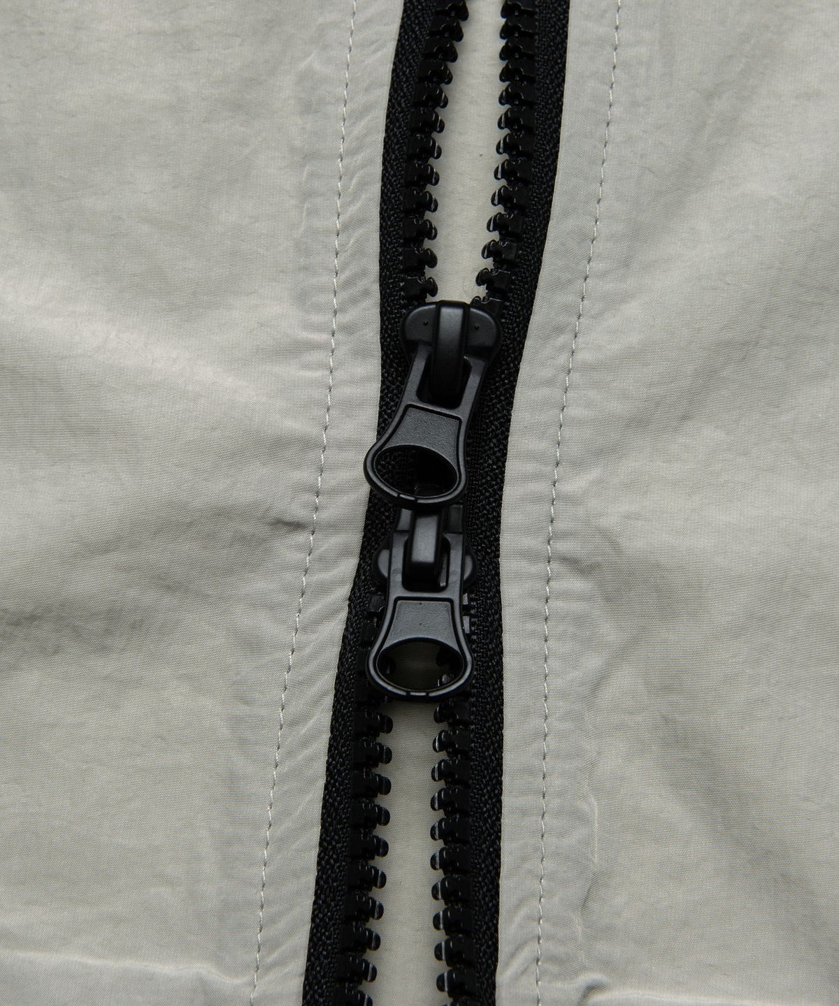 엘엠씨(LMC) OG ESSENTIAL WINDBREAKER JACKET light gray