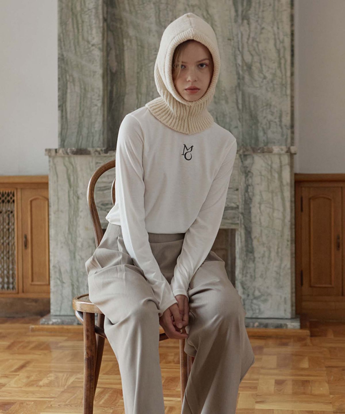 무아르모아(MOIREMOA) MO Basic Tee-ivory