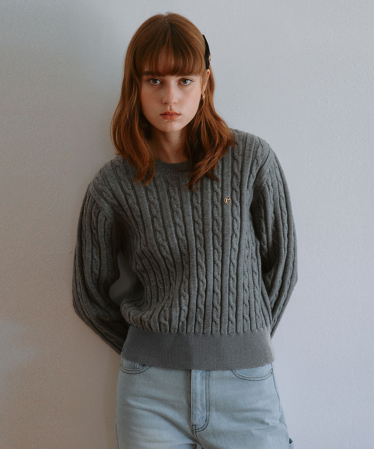 로라로라(ROLAROLA) COLOR LINE CABLE KNIT GRAY