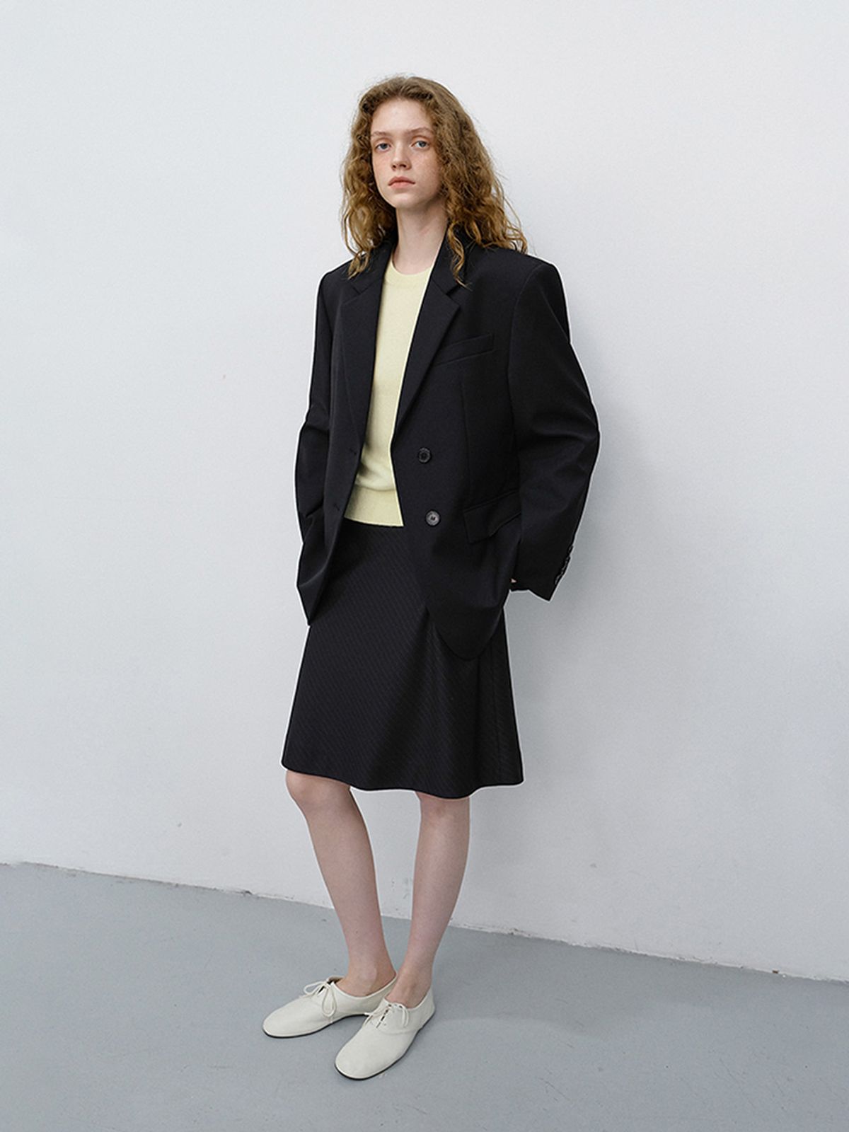 던스트(DUNST) ESSENTIAL 2 BUTTON WOOL BLAZER_UDJA6C202_BLACK