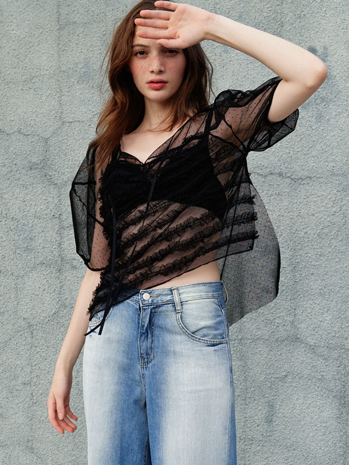 쏘리, 투 머치 러브(SORRY, TOO MUCH LOVE) Sweet Heart Lace Frill Blouse_Black