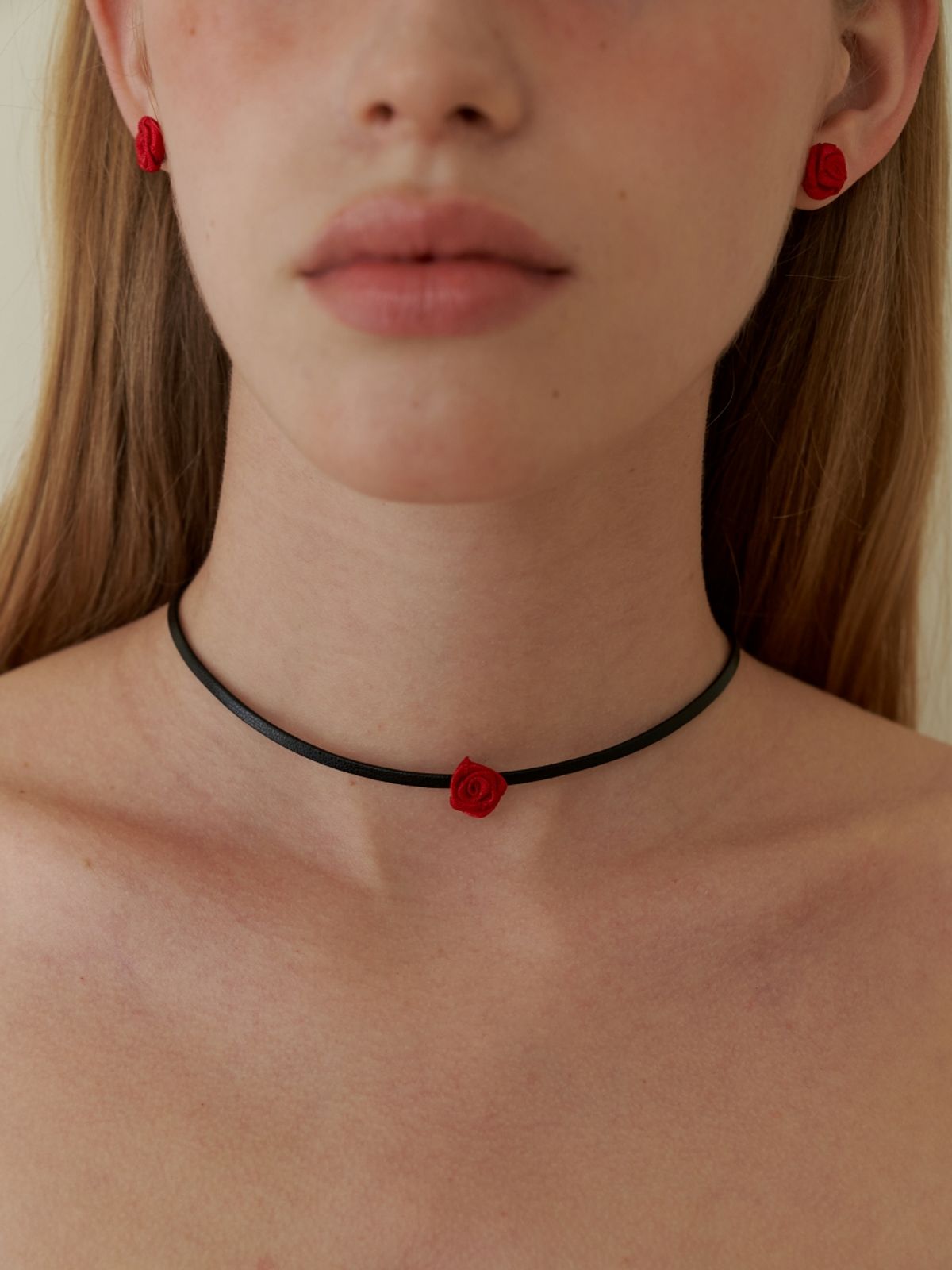 러브미몬스터(LOVE ME MONSTER) Petit Rose Leather Choker