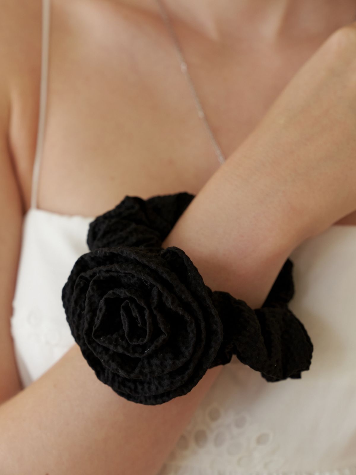 러브미몬스터(LOVE ME MONSTER) The Rose Scrunches_3Color