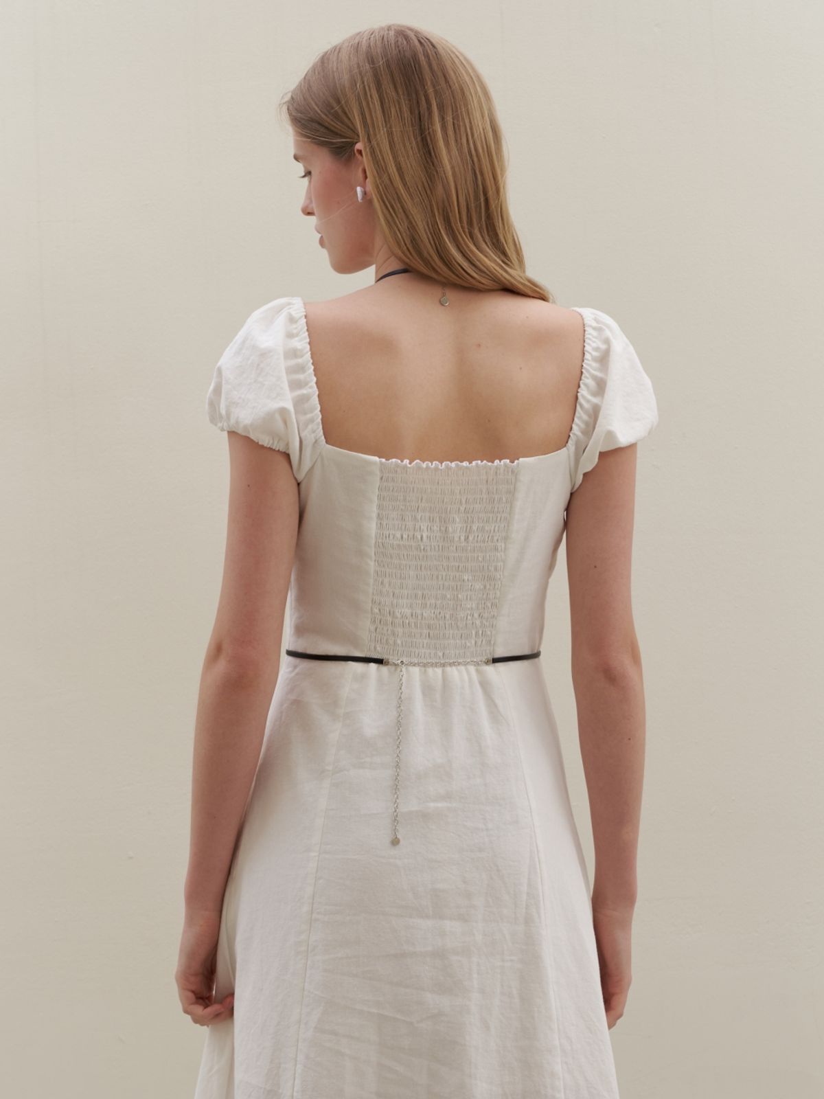 러브미몬스터(LOVE ME MONSTER) The Pure Princess Neck Long Dress