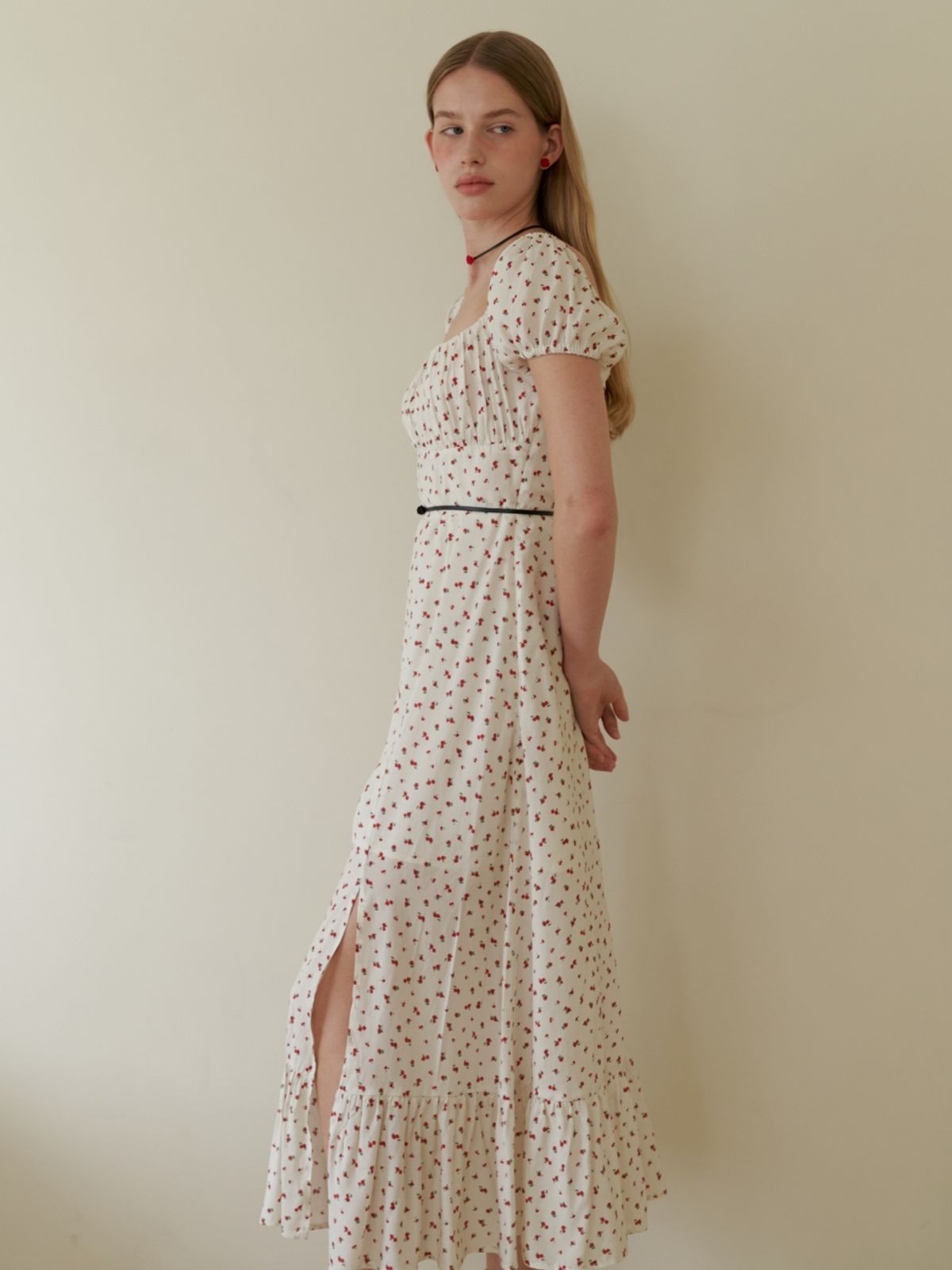 러브미몬스터(LOVE ME MONSTER) The Rose Princess Neck Long Dress_WH