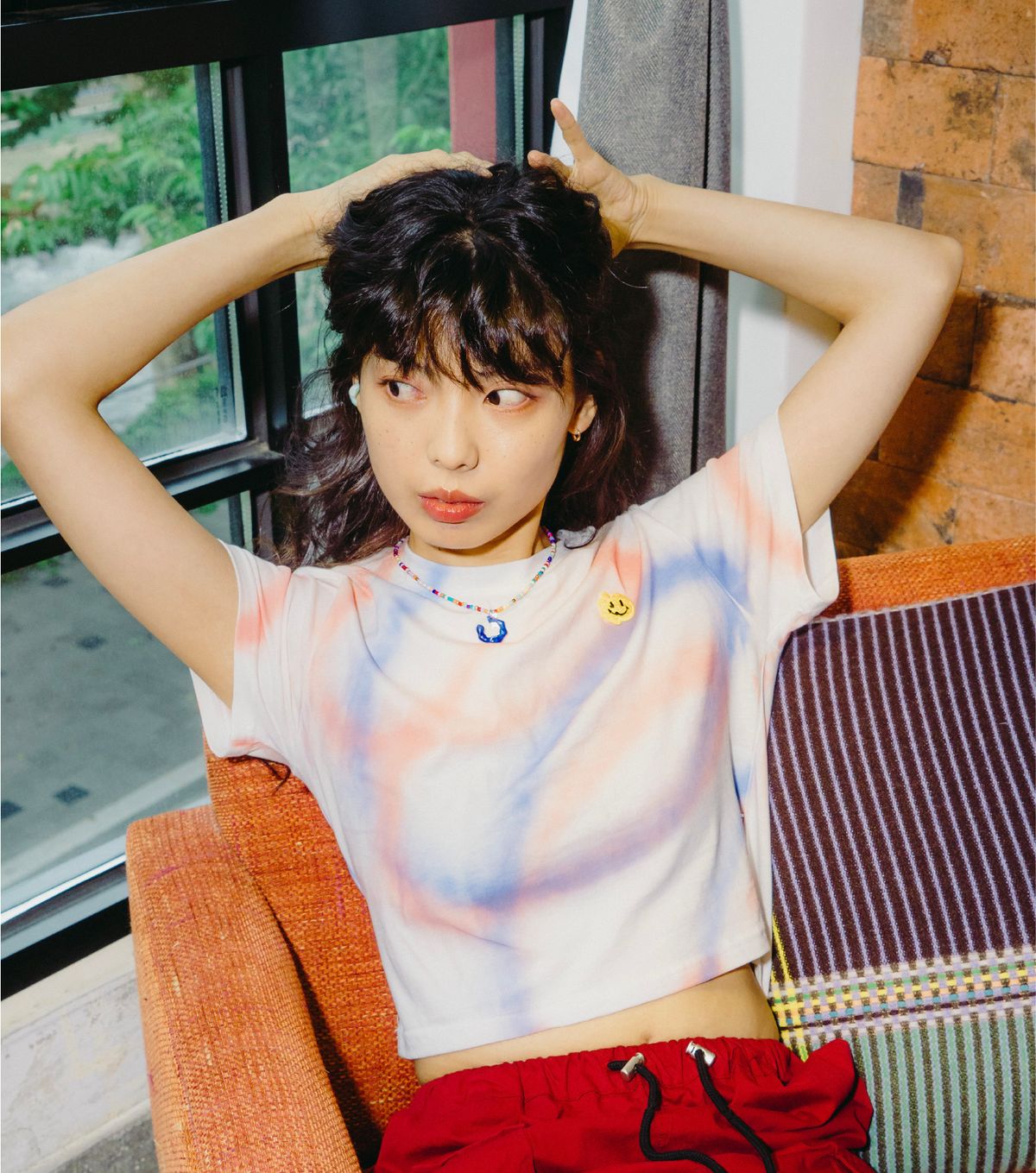 하이야(HAIYA) 스마일 패치 스프레이 크롭티, 레드