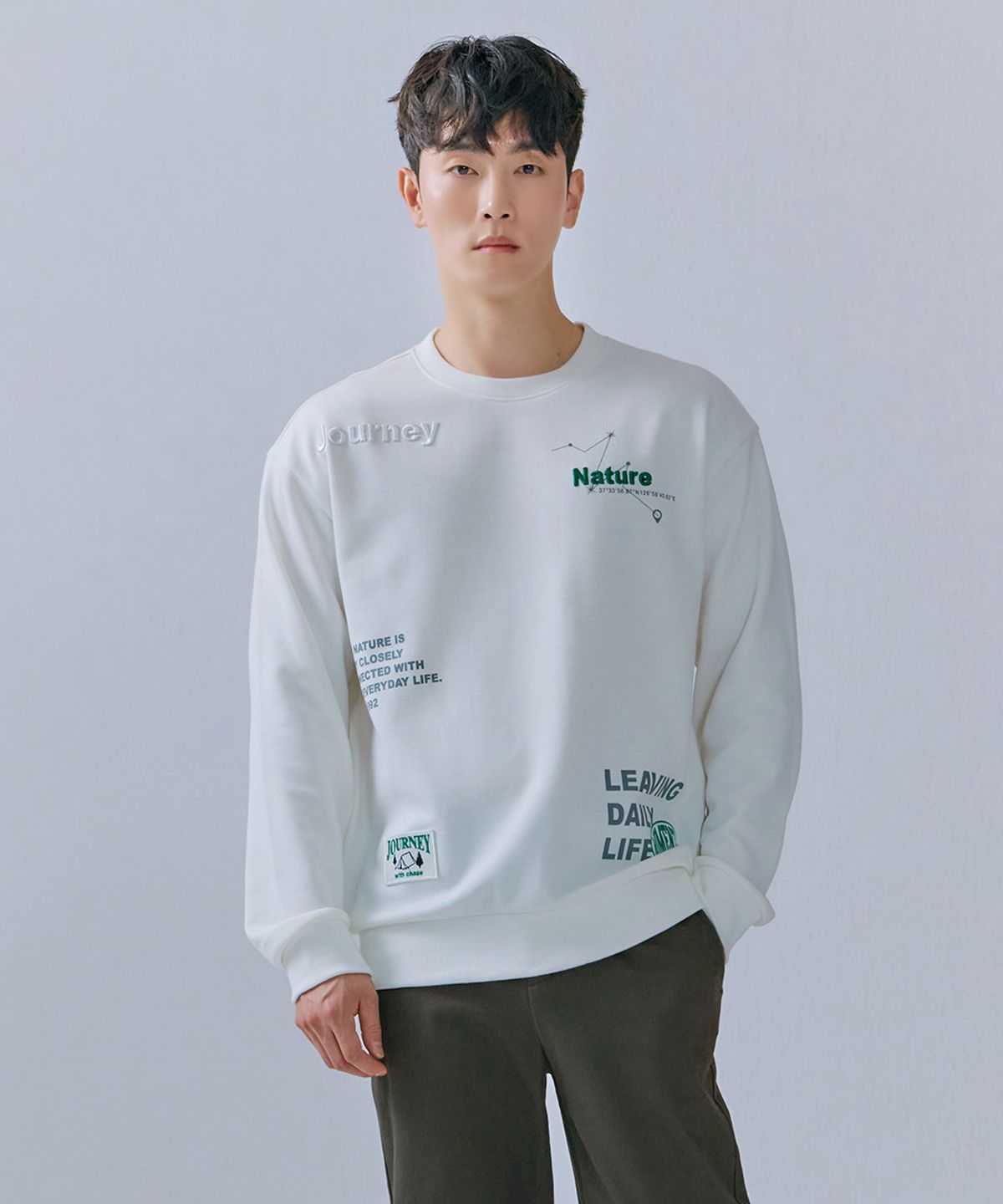 체이스컬트(CHASECULT) 공용 전판 그래픽 맨투맨-CERU5112B01