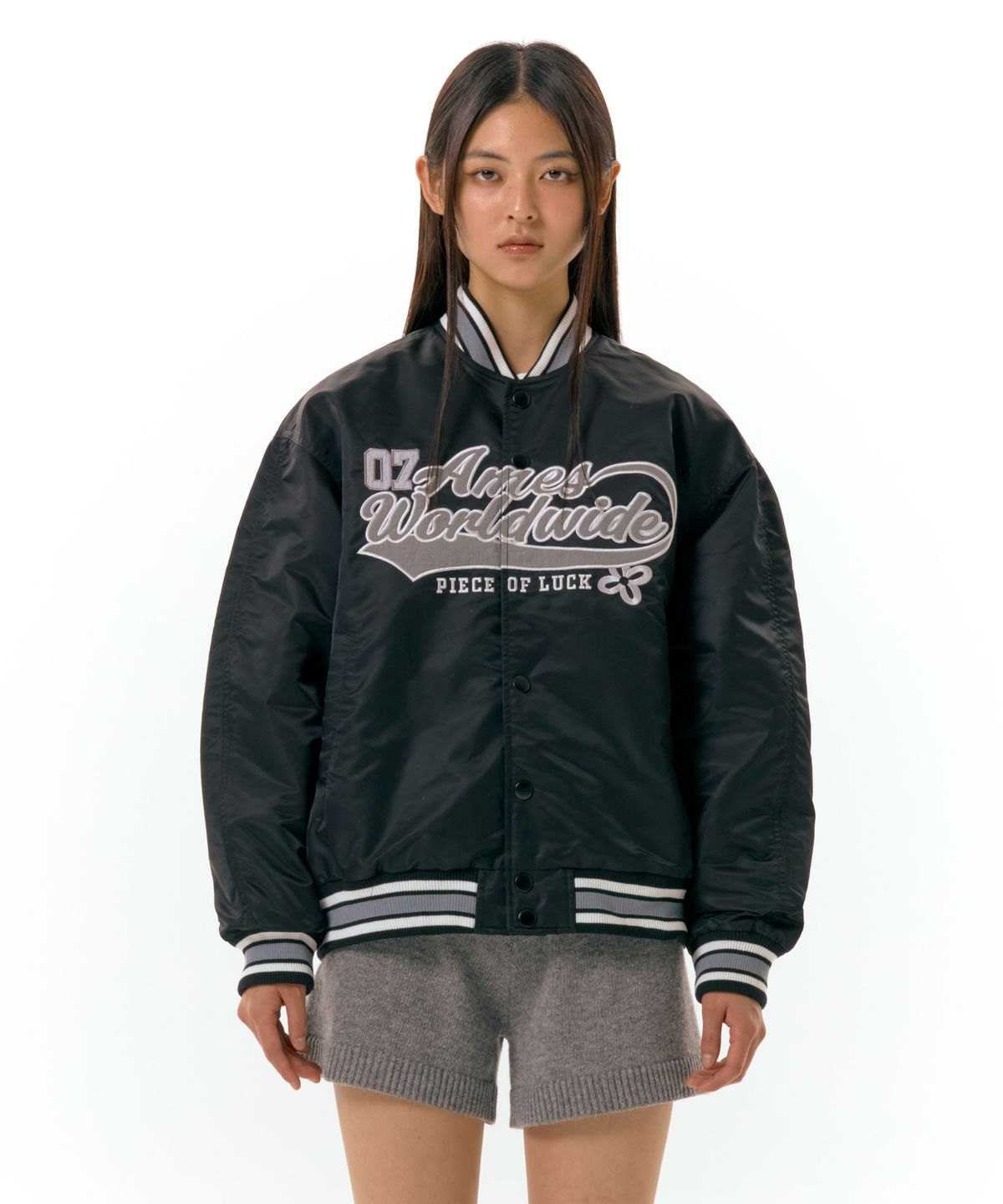 아메스 월드와이드(AMES-WORLDWIDE) NYLON STADIUM JACKET BLACK (AM2DFUJ240A)