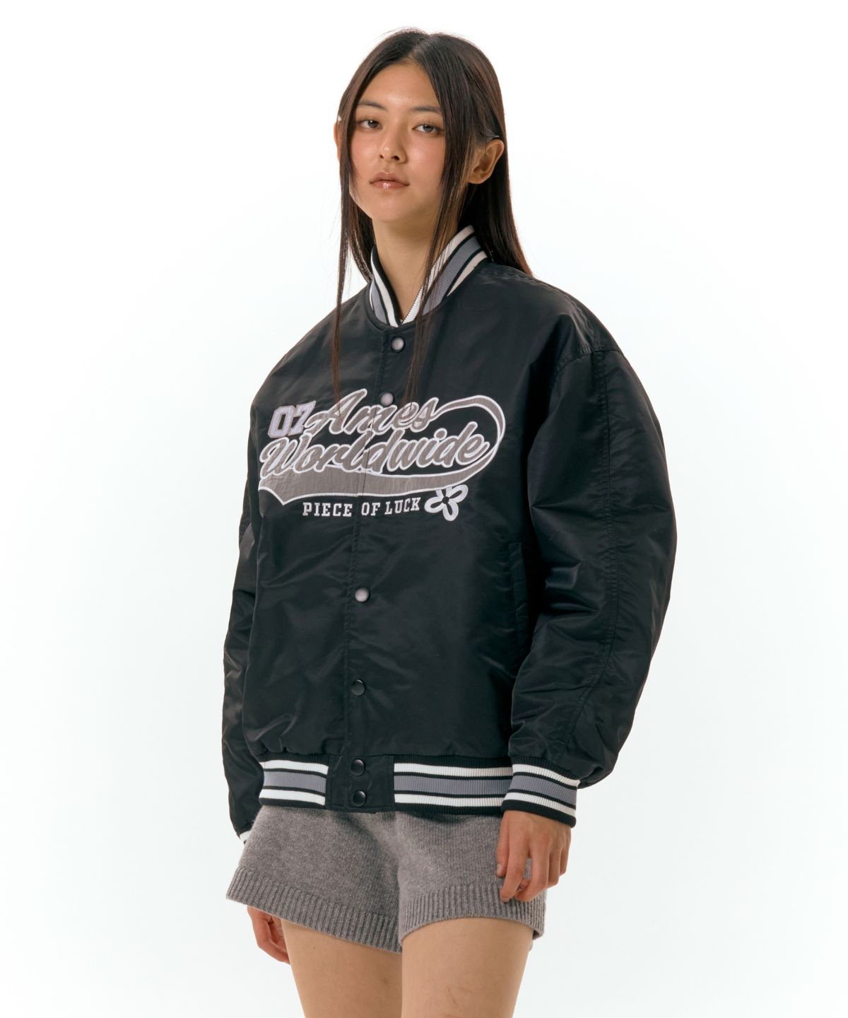 아메스 월드와이드(AMES-WORLDWIDE) NYLON STADIUM JACKET BLACK (AM2DFUJ240A)