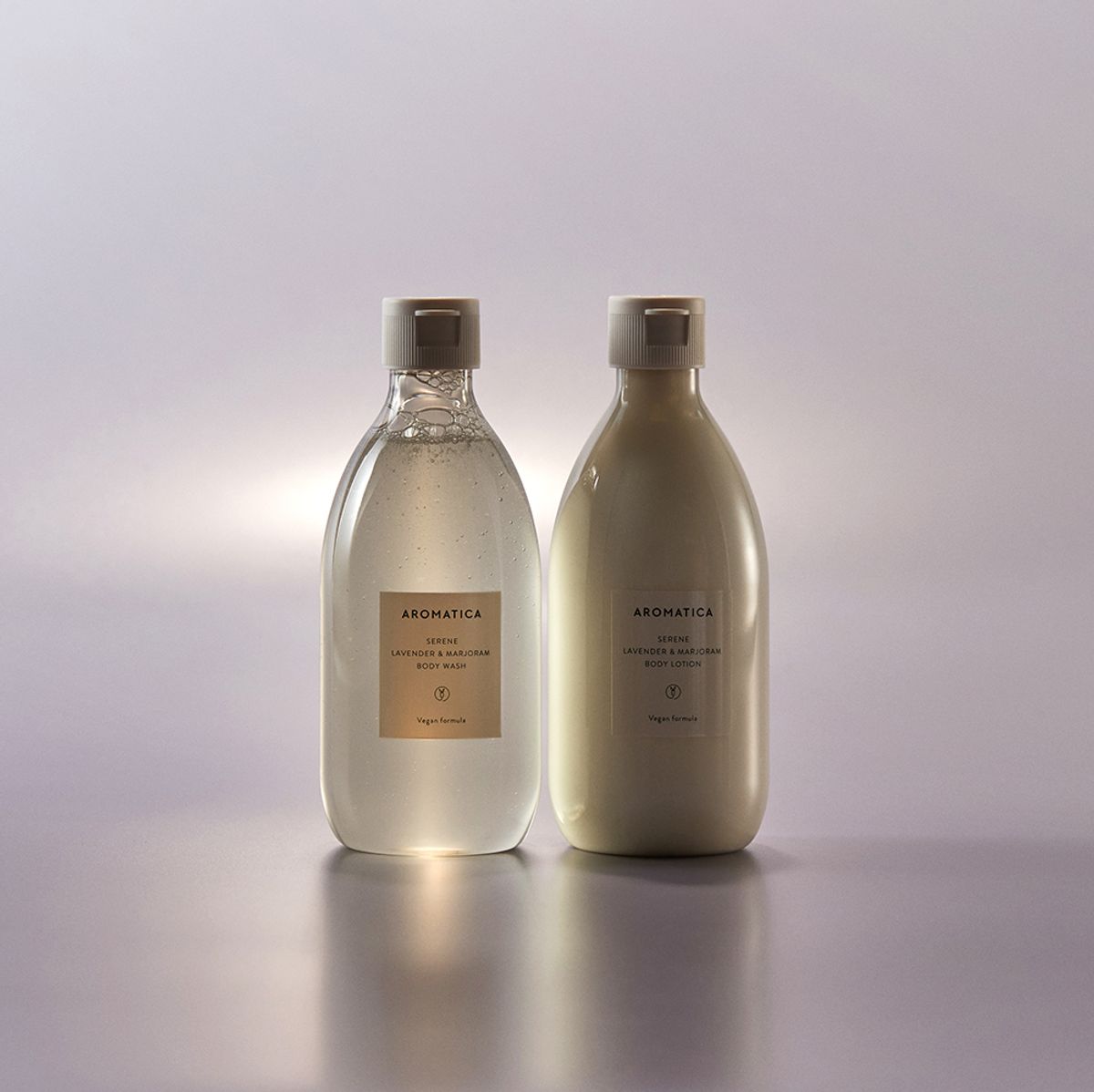 아로마티카(AROMATICA) (평온한 향/선물포장) 라벤더 바디워시 & 로션 세트