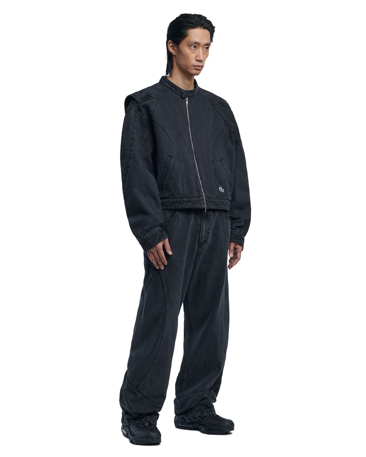 노매뉴얼(NOMANUAL) CURVED LINE DENIM PANTS - WASHED BLACK