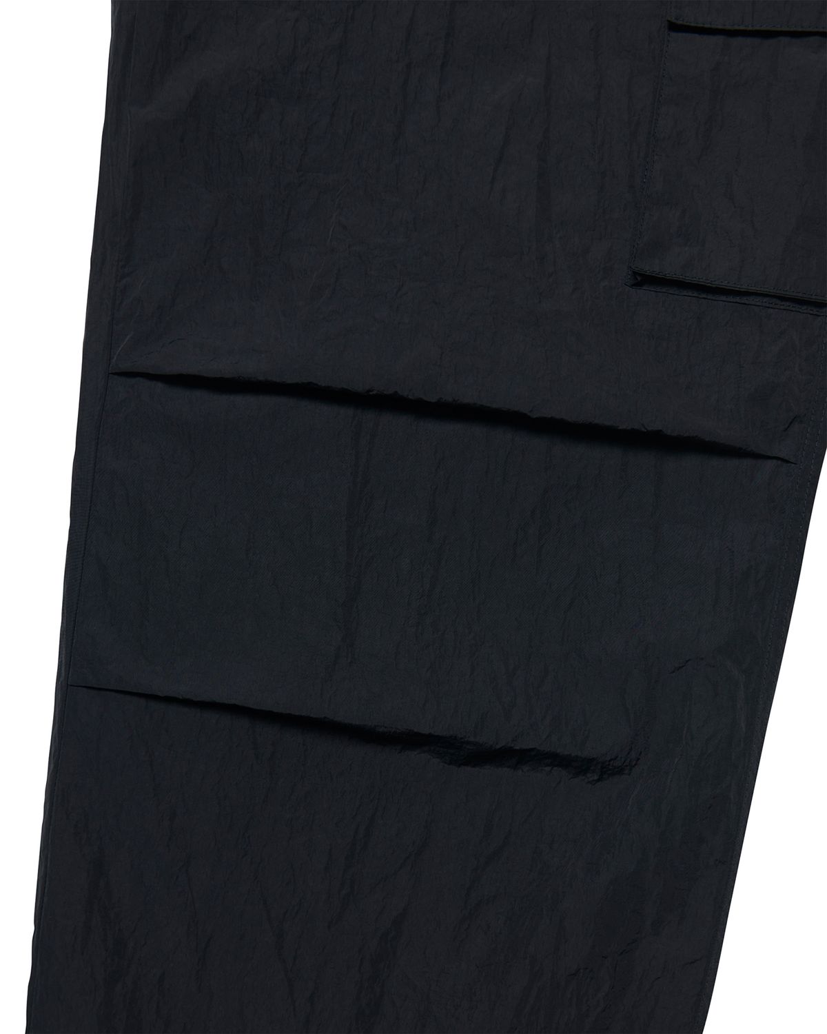 노매뉴얼(NOMANUAL) N.S.C PARACHUTE PANTS - BLACK